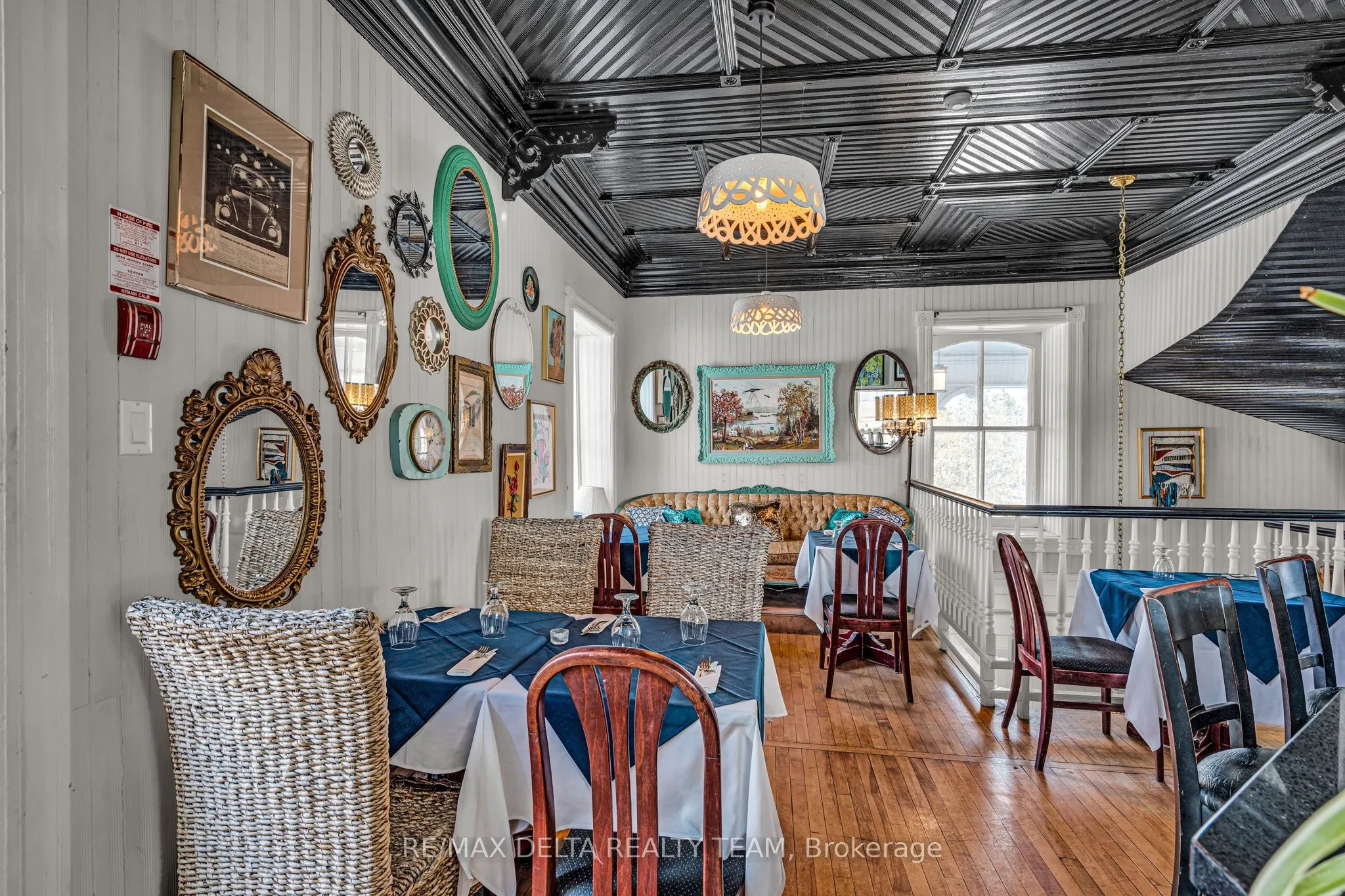 2607 OLD MONTREAL Road