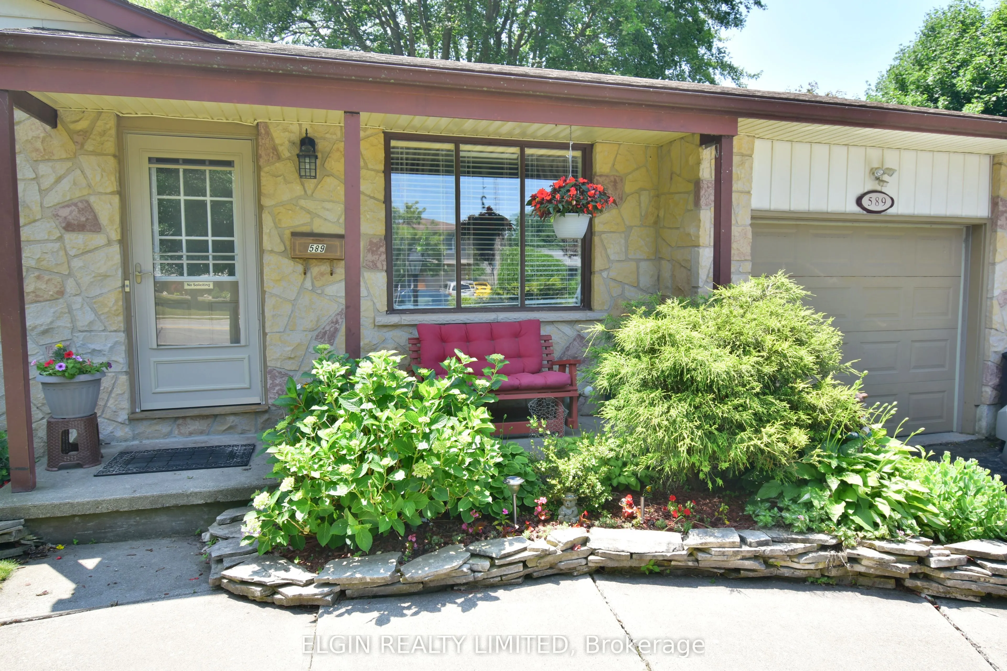589 Elm Street