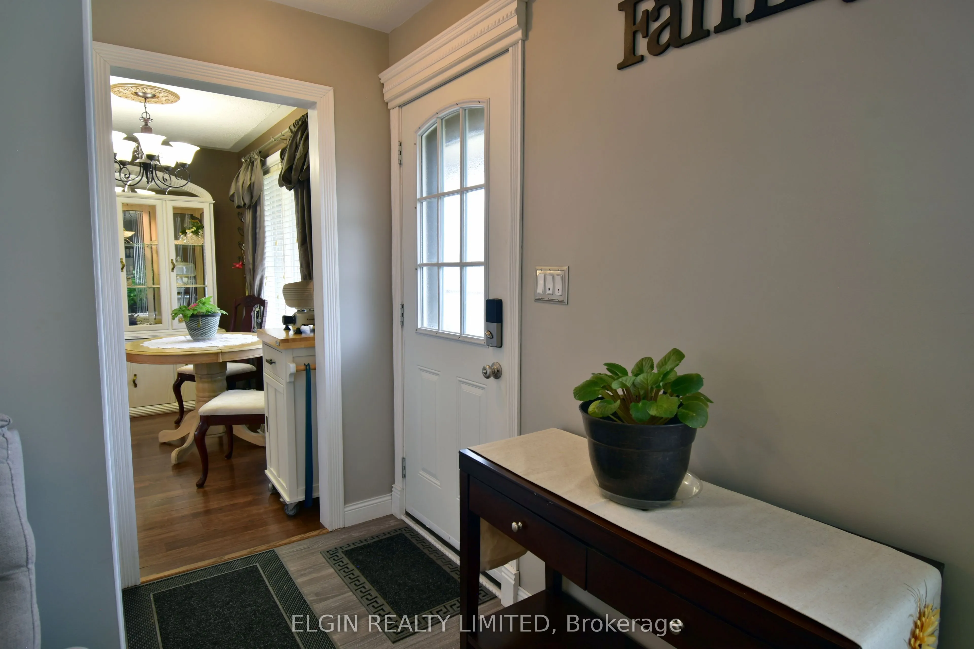 589 Elm Street