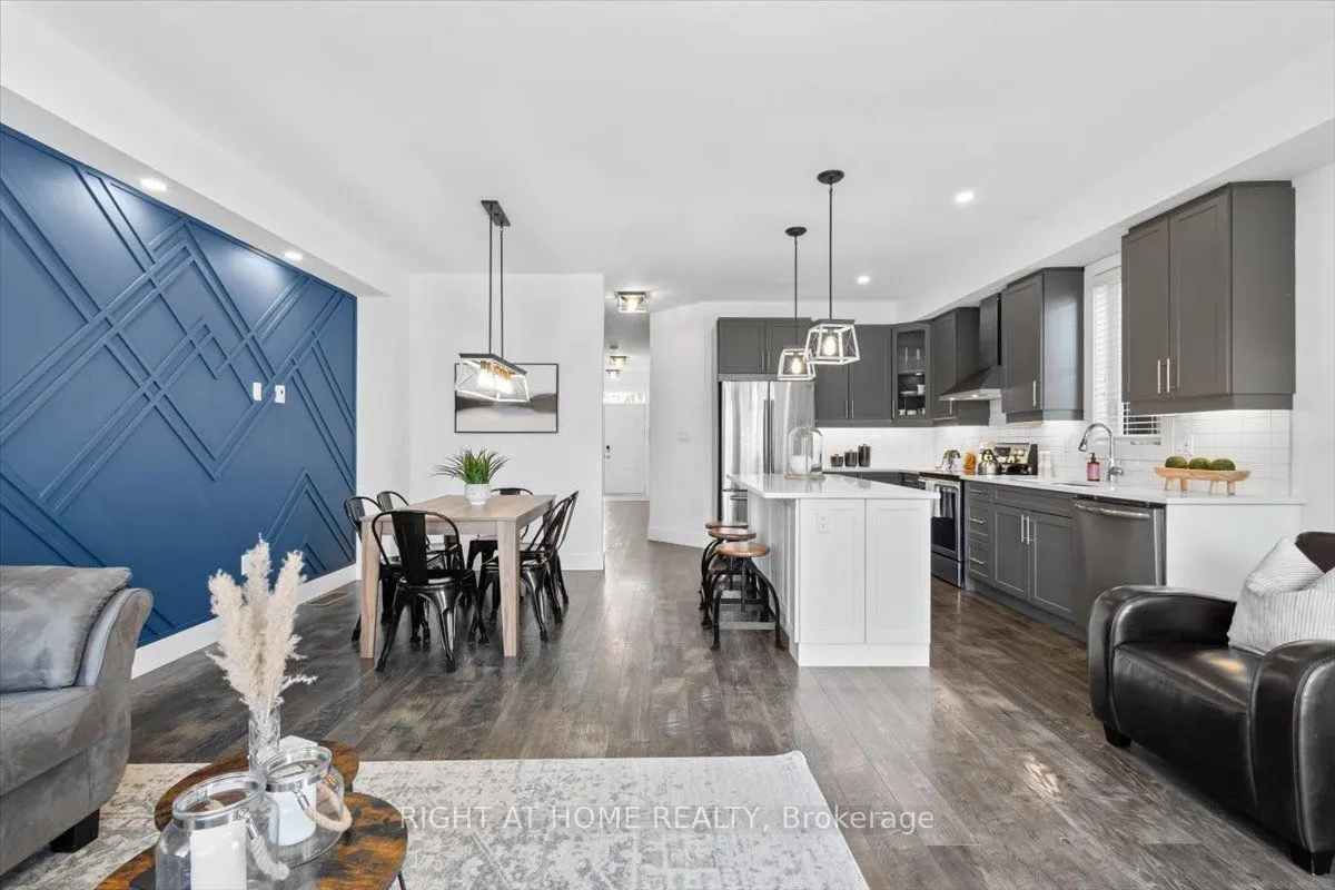 206 Yellow Birch Crescent