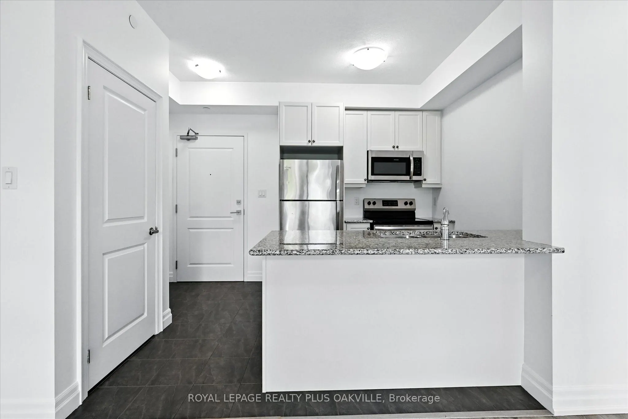 125 Shoreview Place, #316