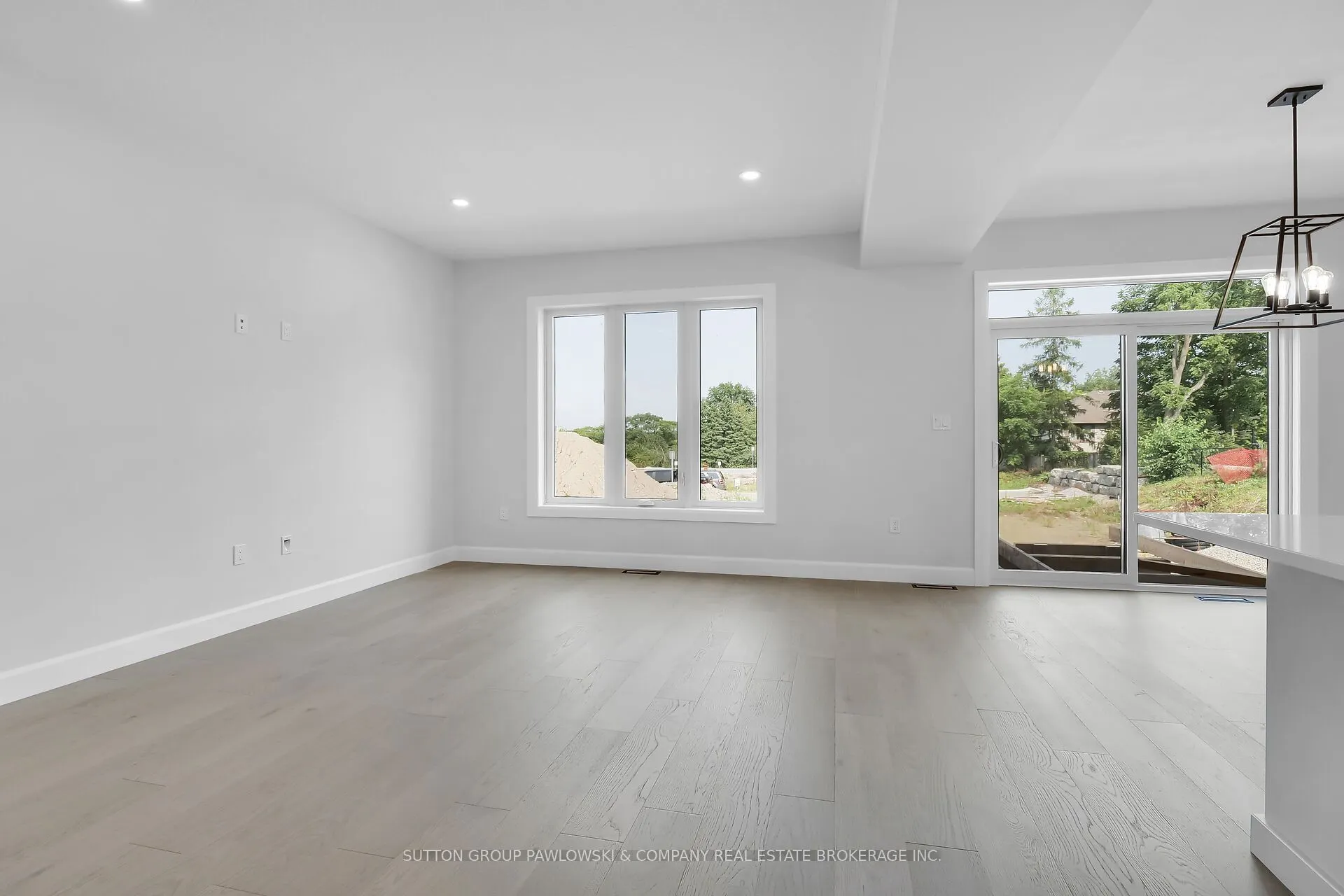 414 Old Wonderland Road #5