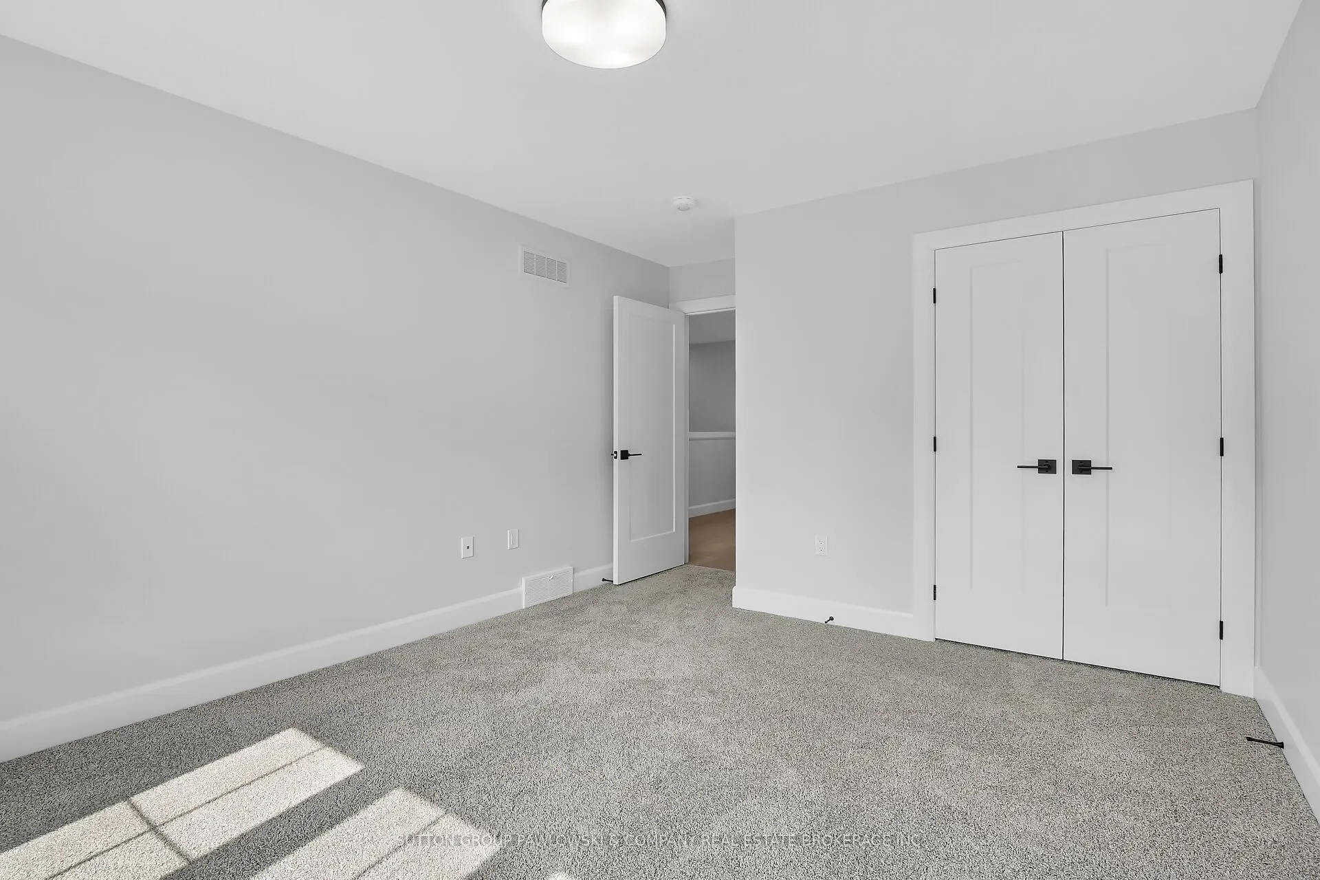 414 Old Wonderland Road #5