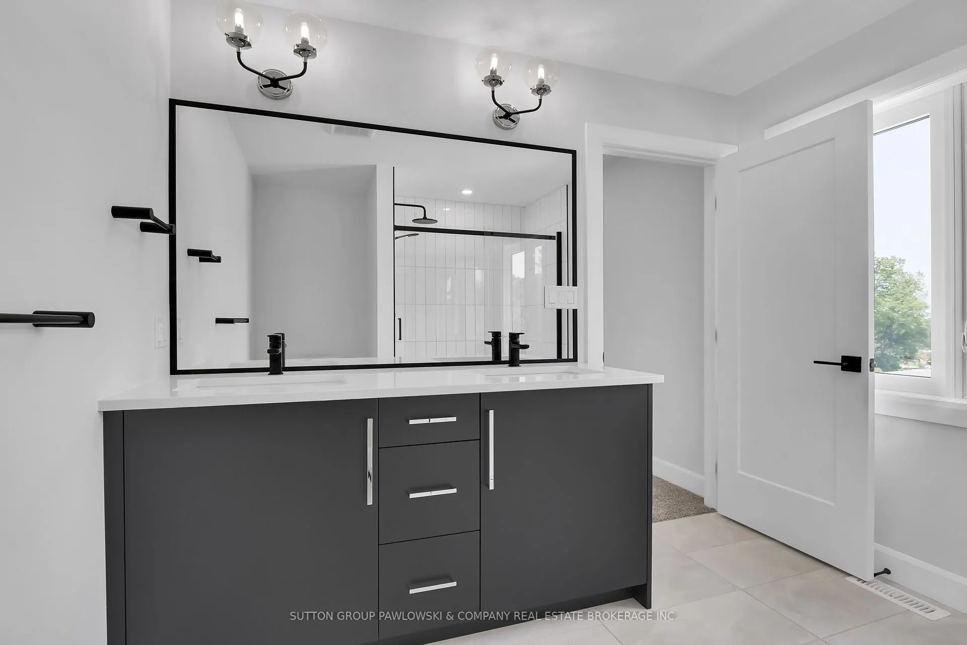 414 Old Wonderland Road #5