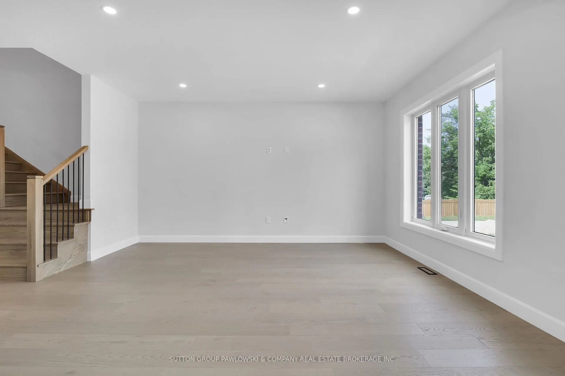 414 Old Wonderland Road #5