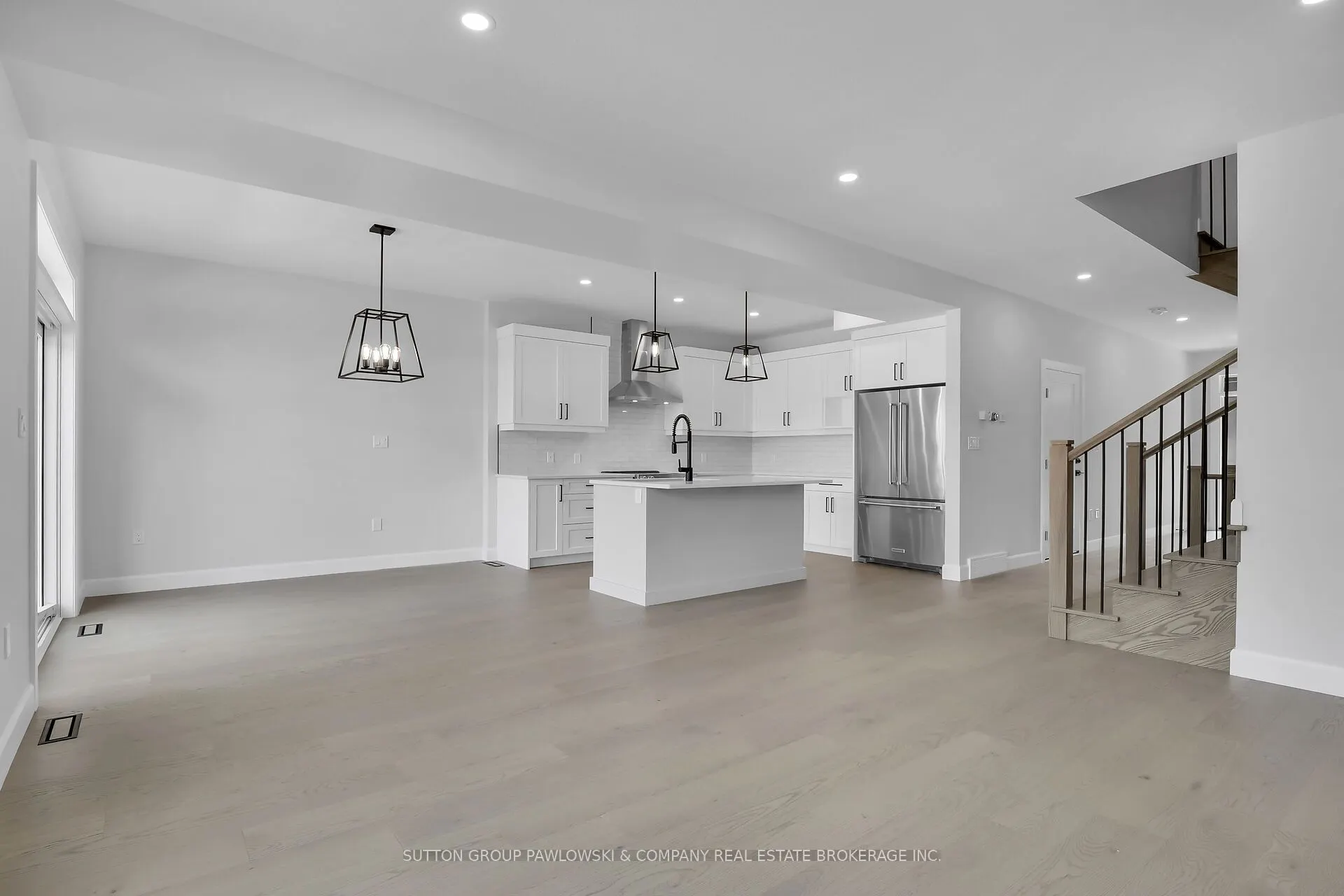 414 Old Wonderland Road #5