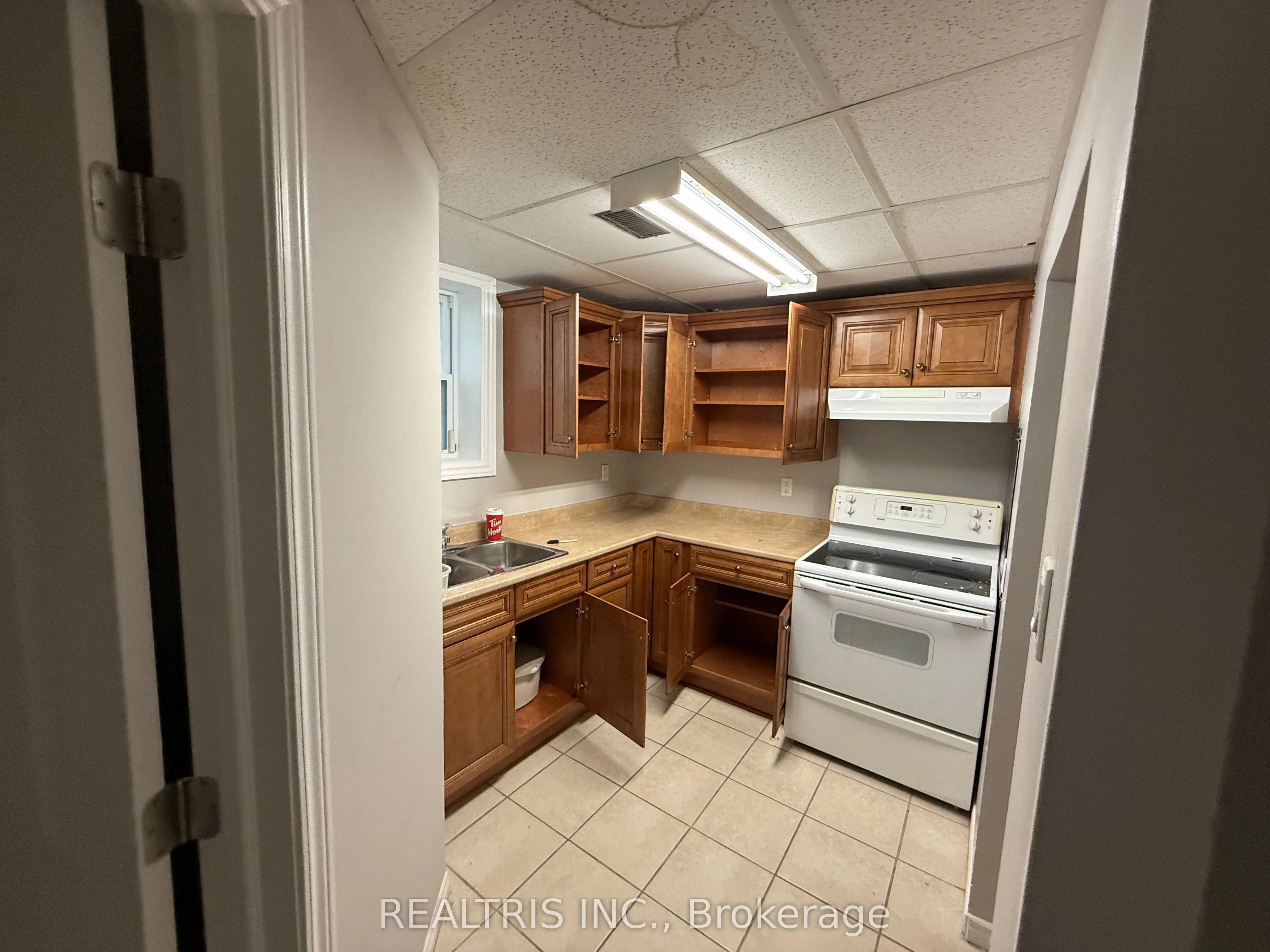 1905 Des Epinettes Avenue