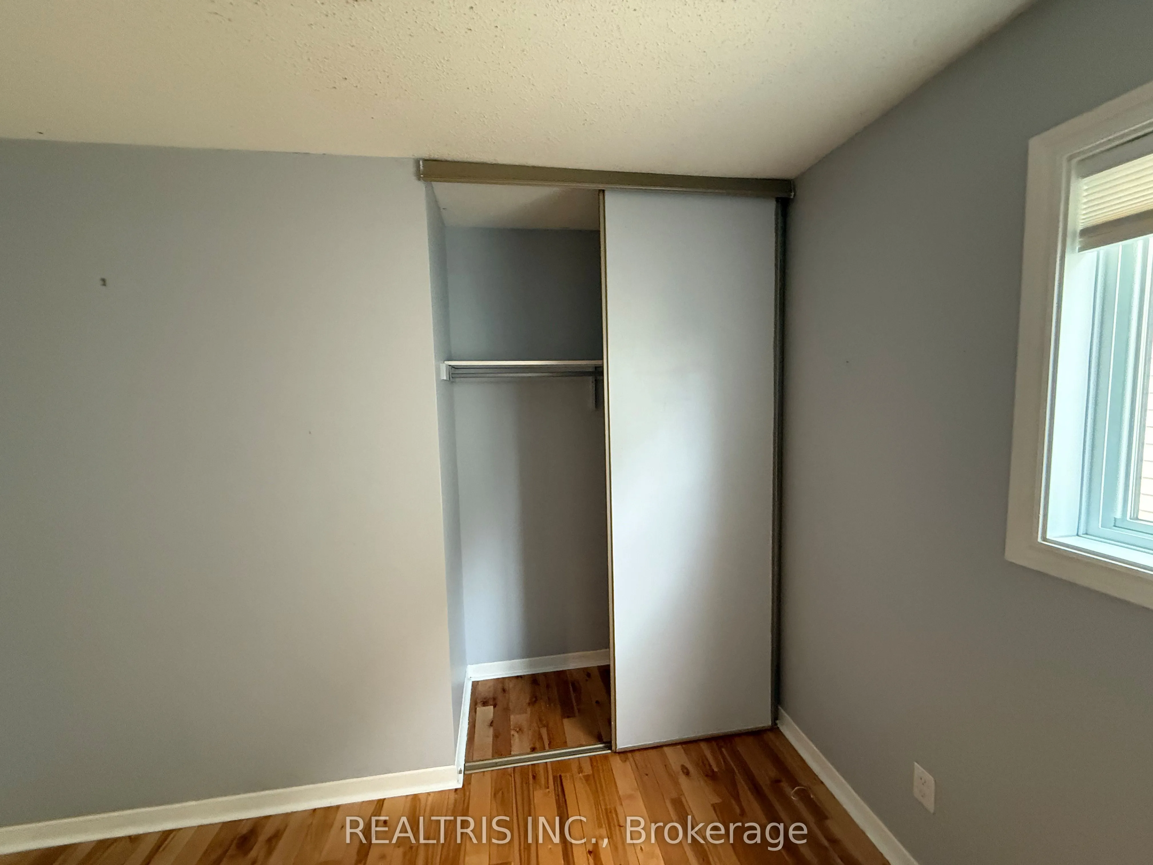 1905 Des Epinettes Avenue