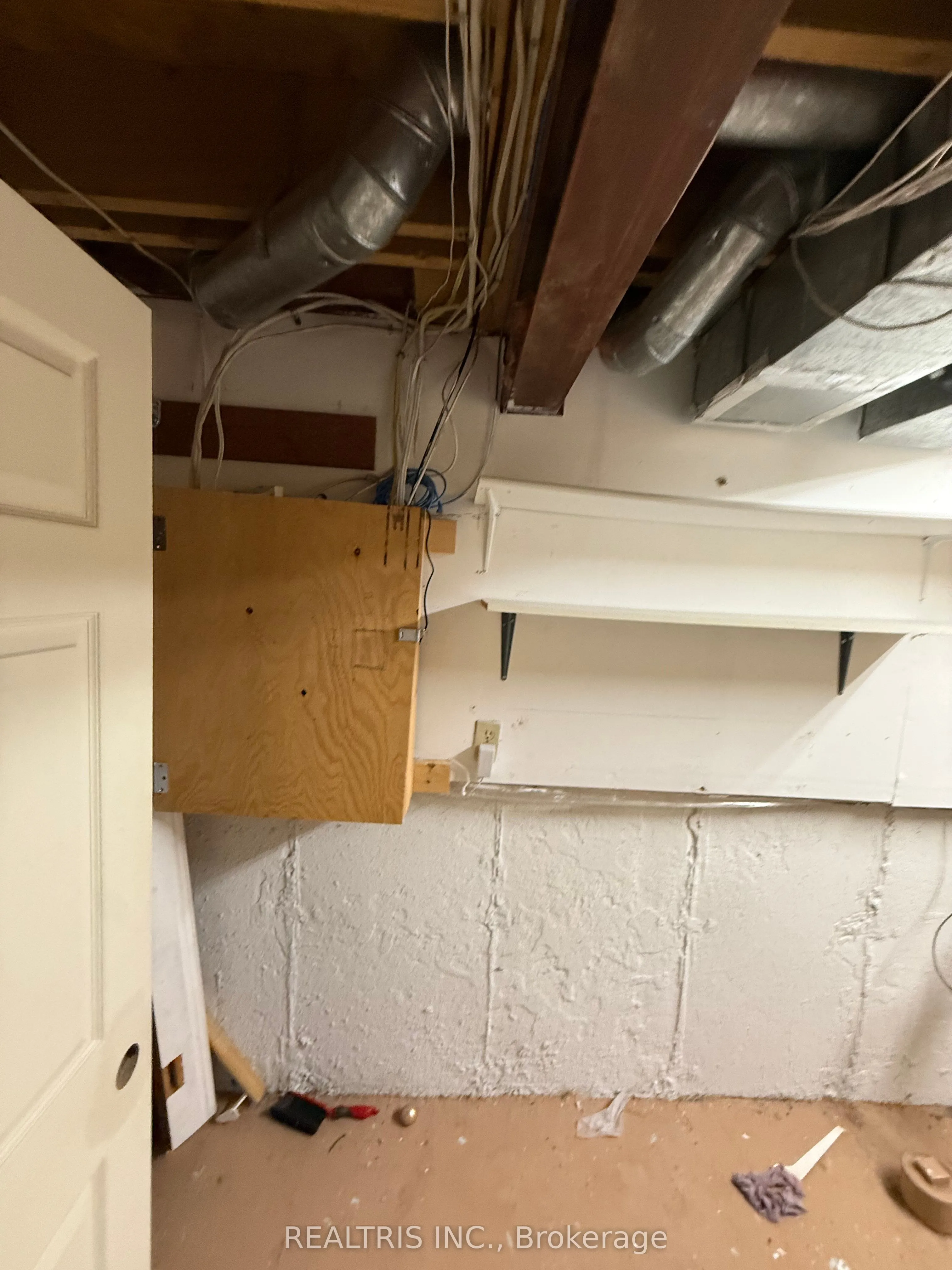 1905 Des Epinettes Avenue