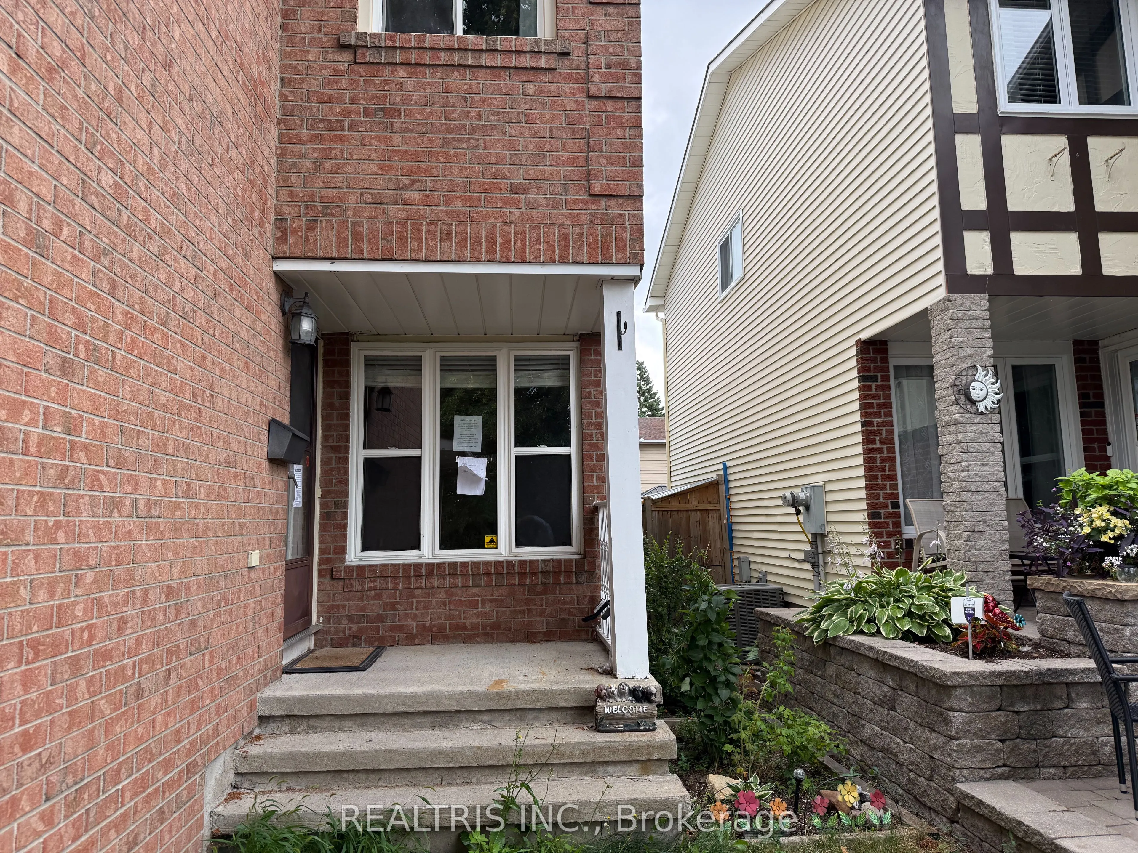 1905 Des Epinettes Avenue