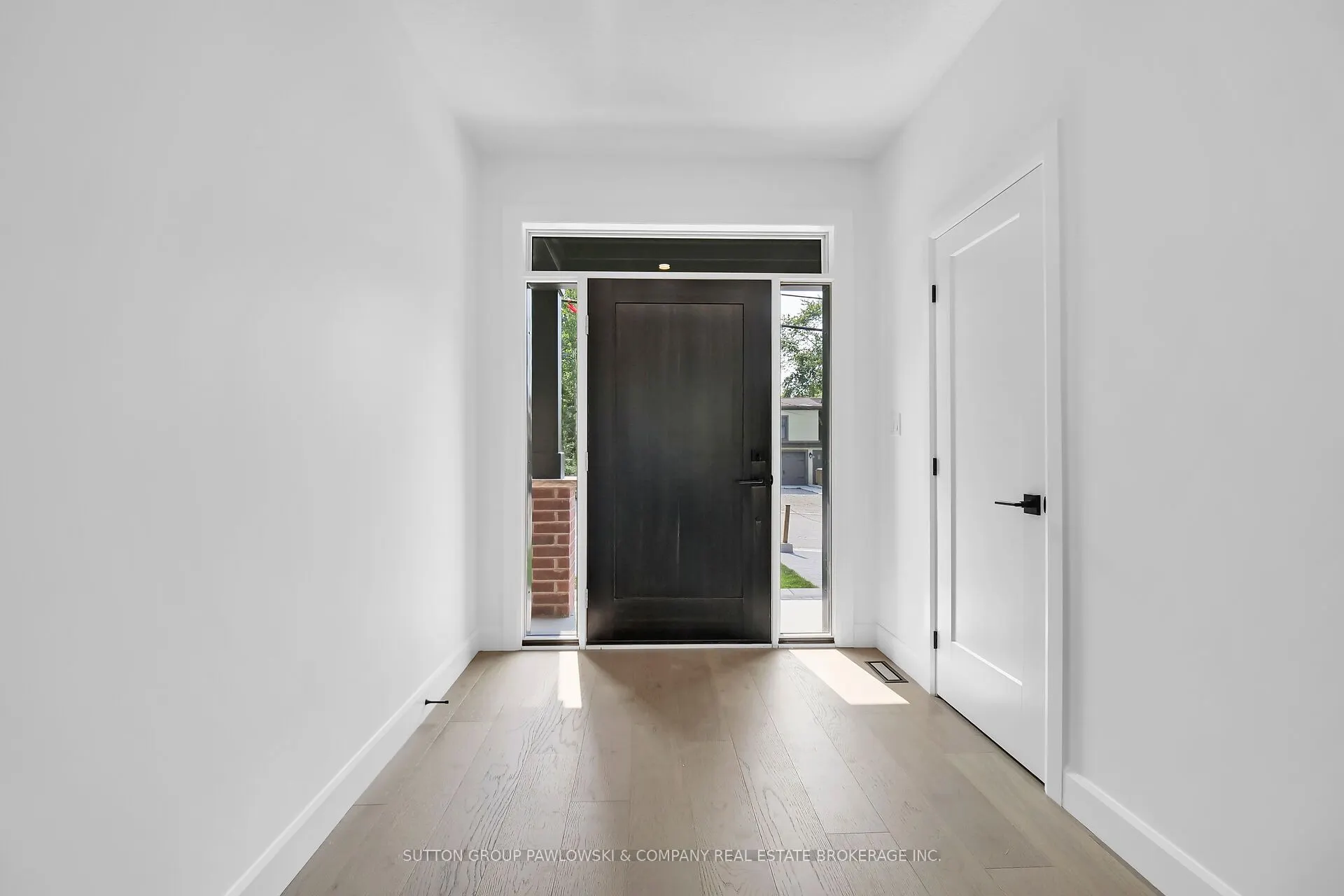 414 Old Wonderland Road #7