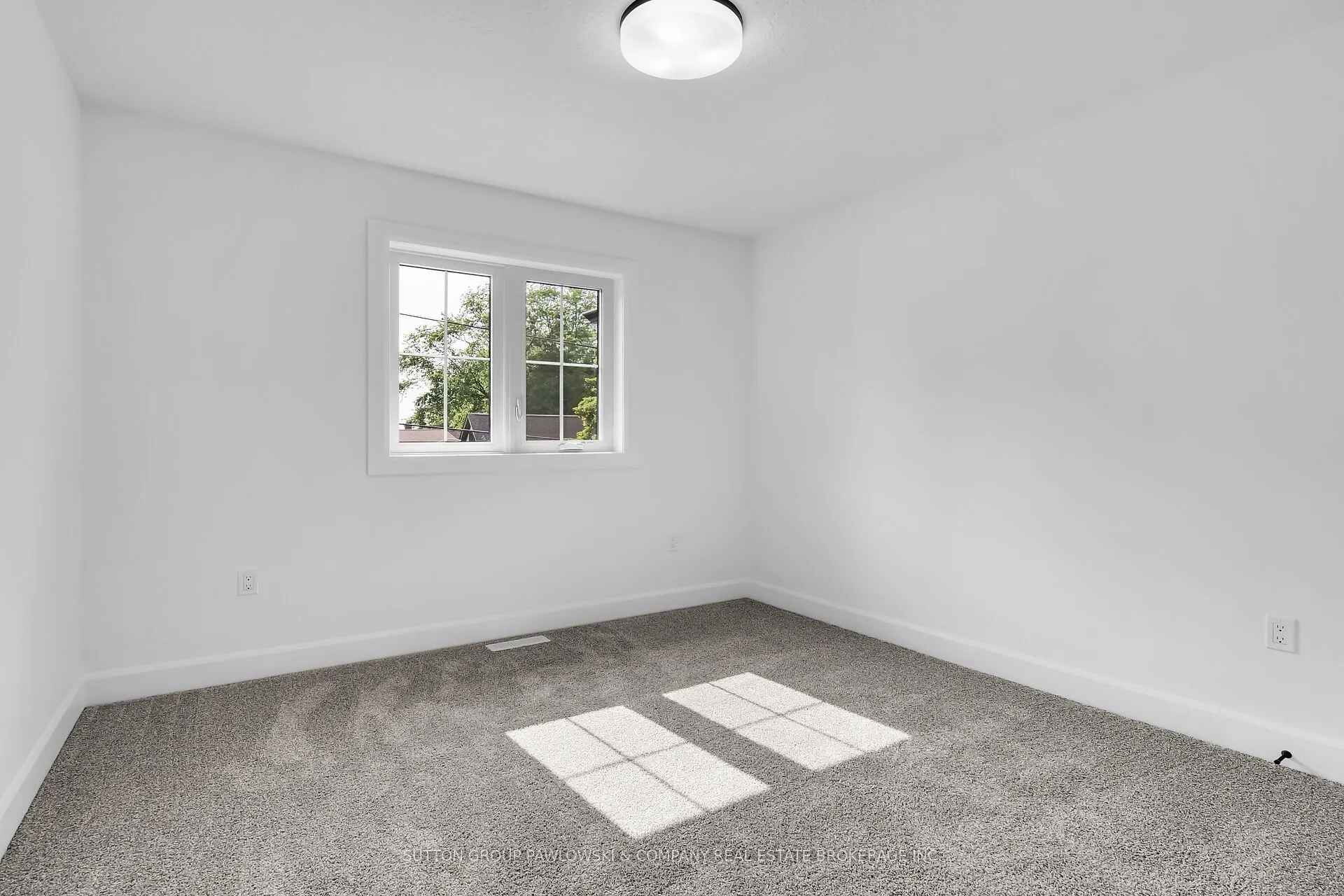 414 Old Wonderland Road #7