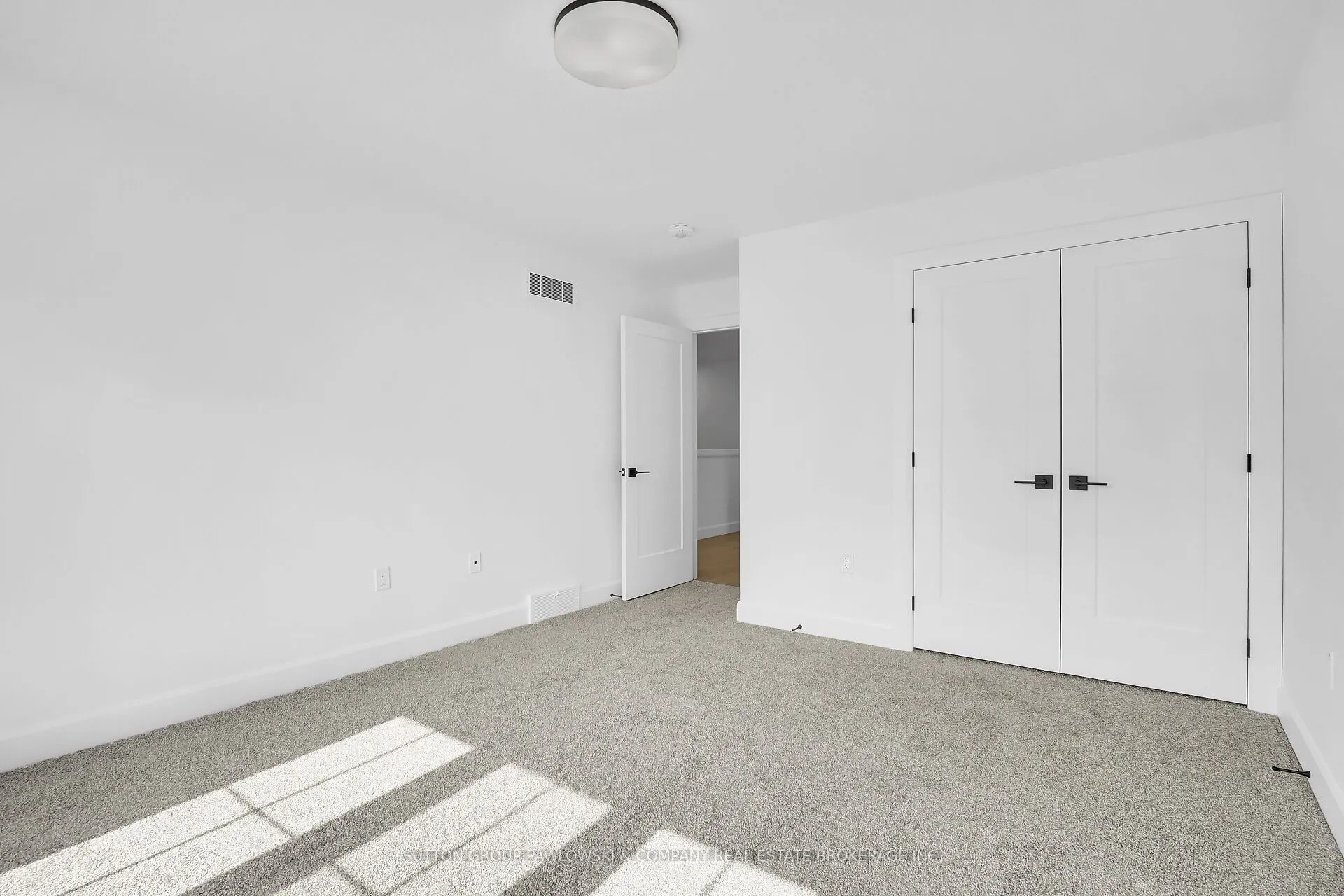 414 Old Wonderland Road #7