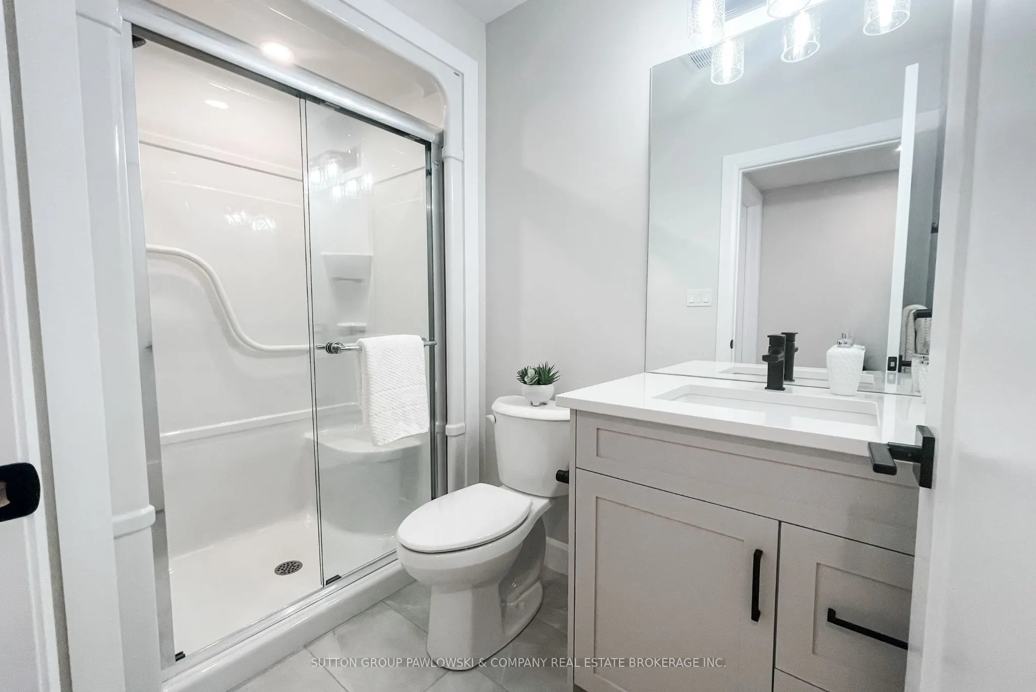 414 Old Wonderland Road #33
