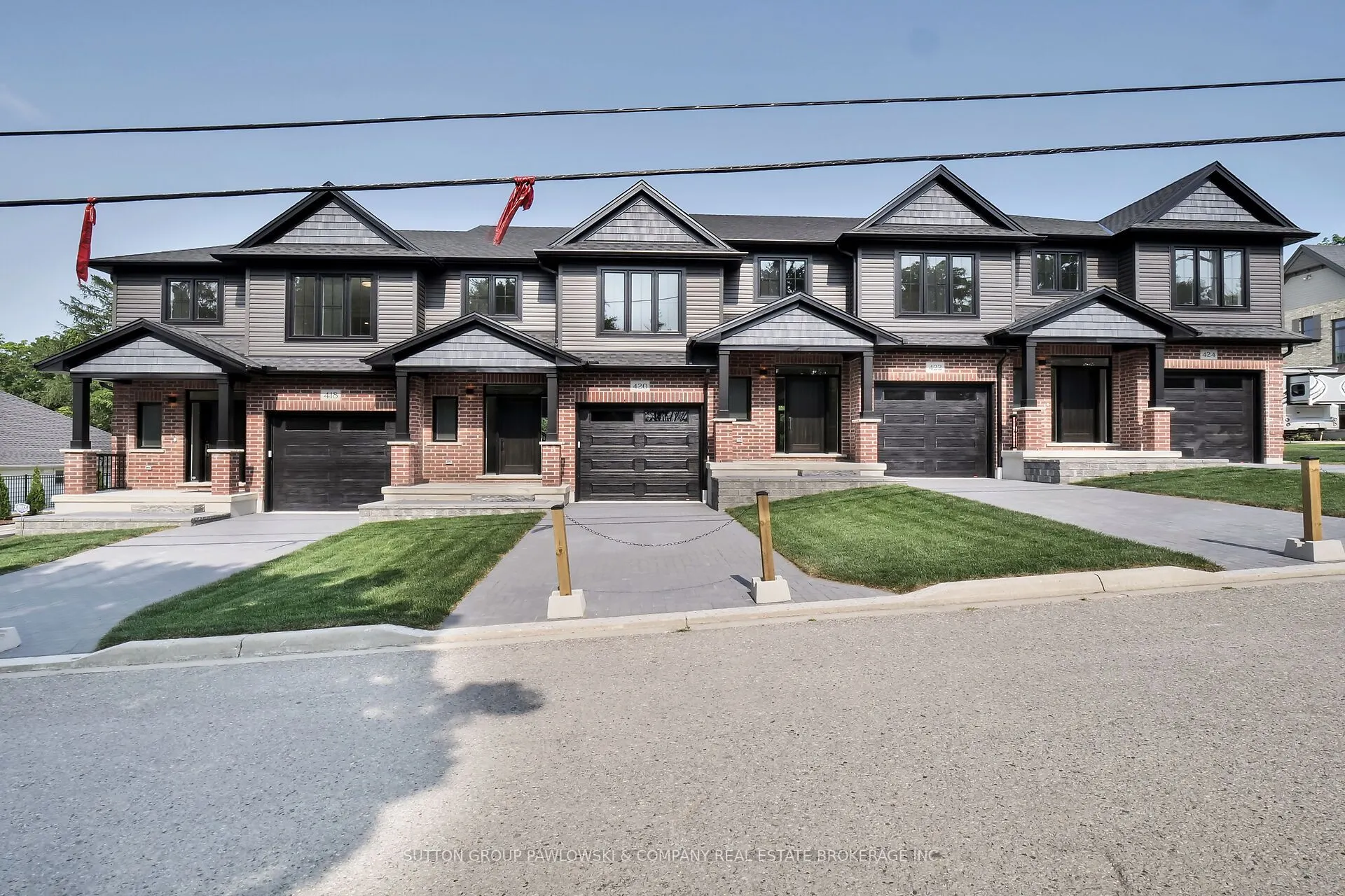 414 Old Wonderland Road #33