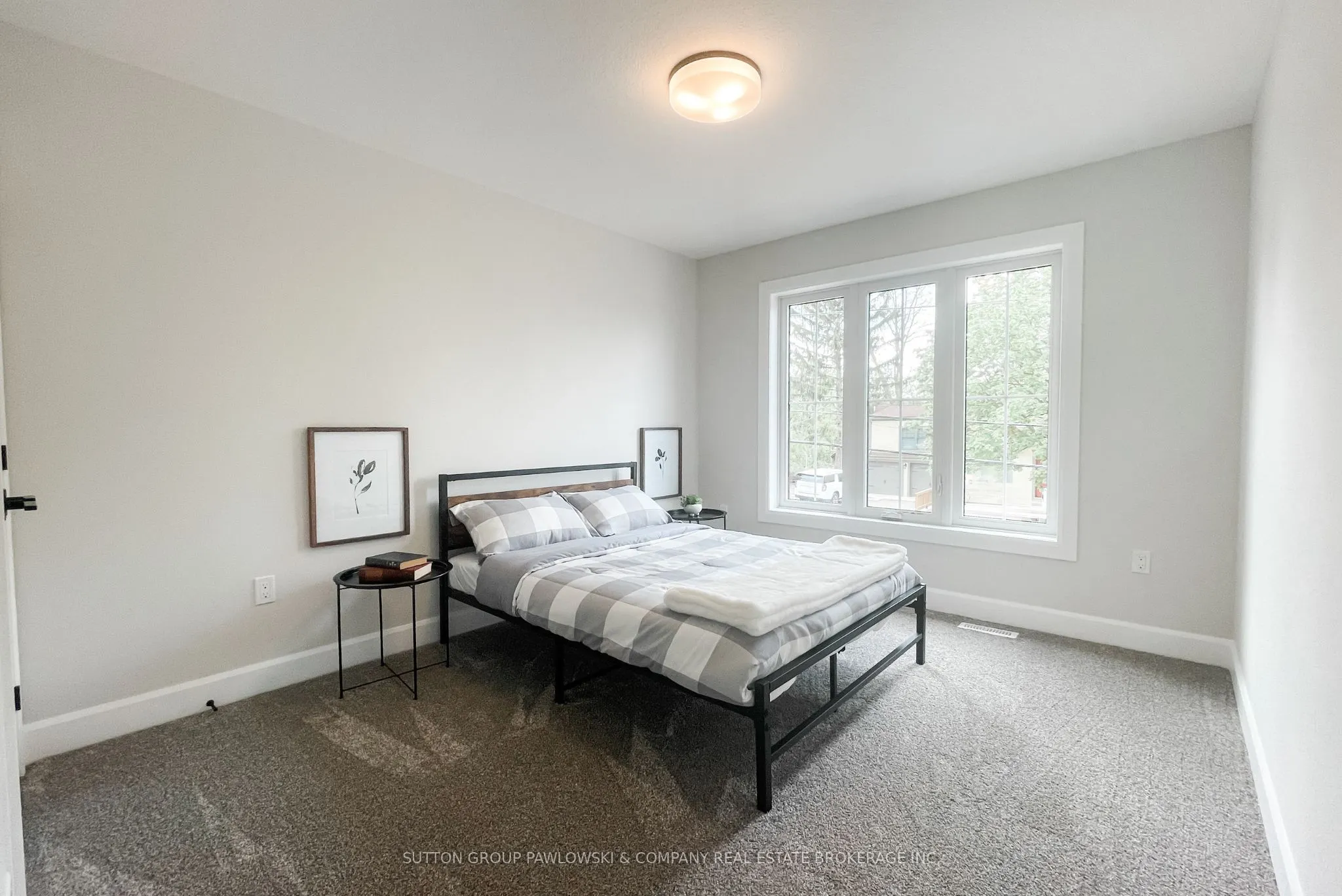 414 Old Wonderland Road #33