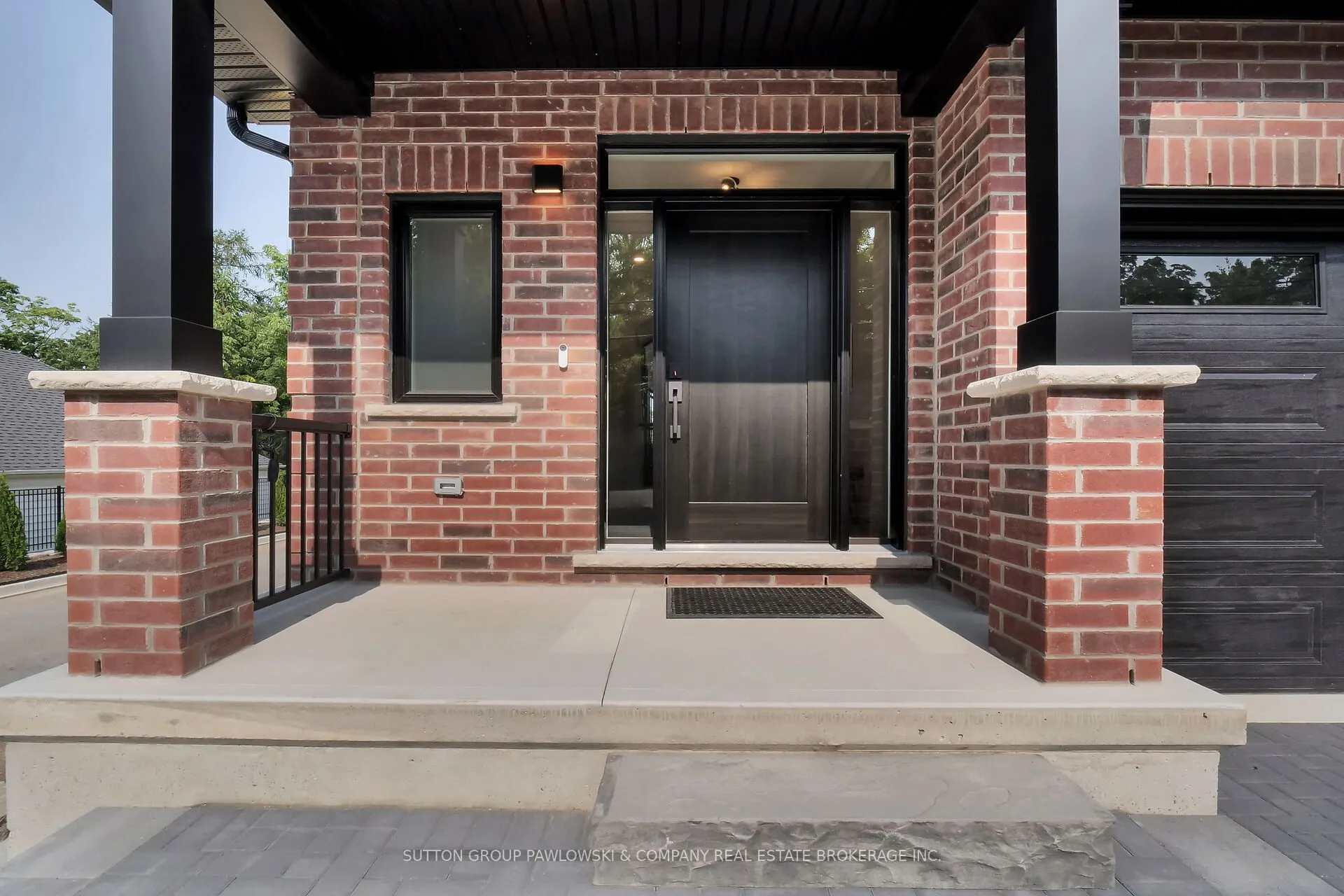 414 Old Wonderland Road #33