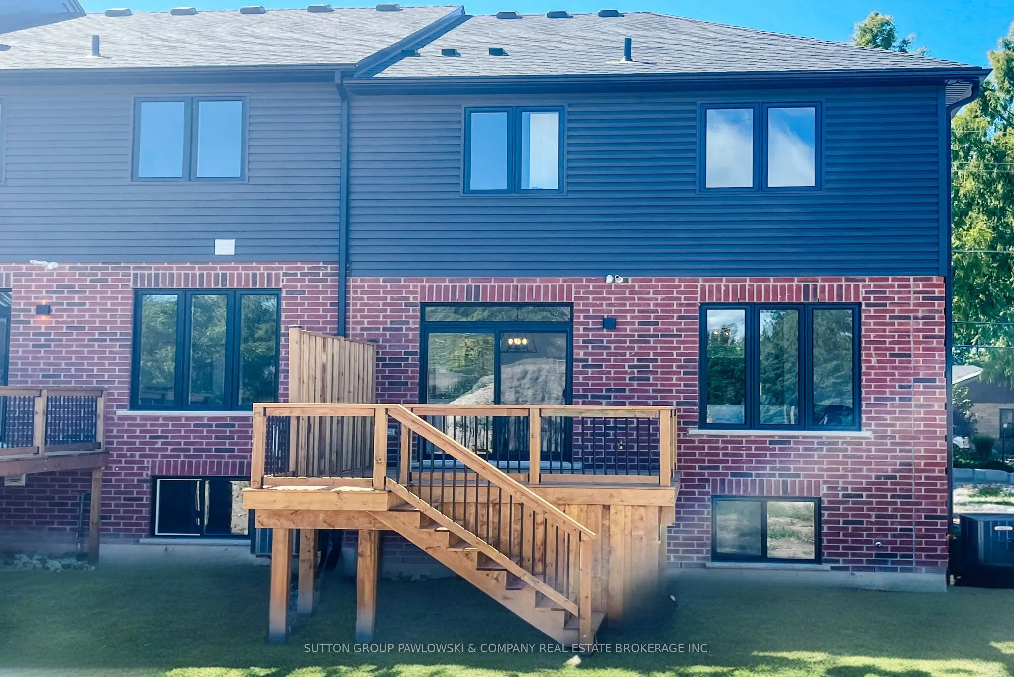 414 Old Wonderland Road #1