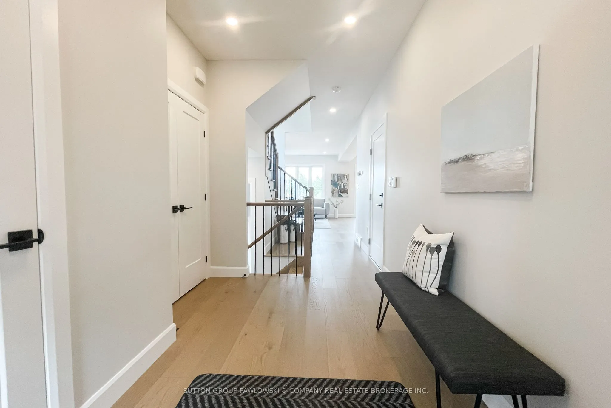 414 Old Wonderland Road #1