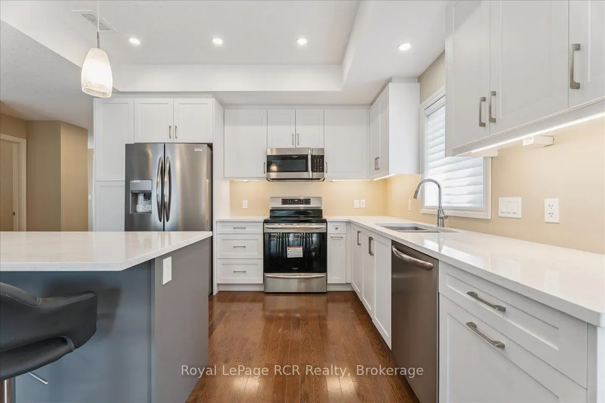 1302 14th Avenue E