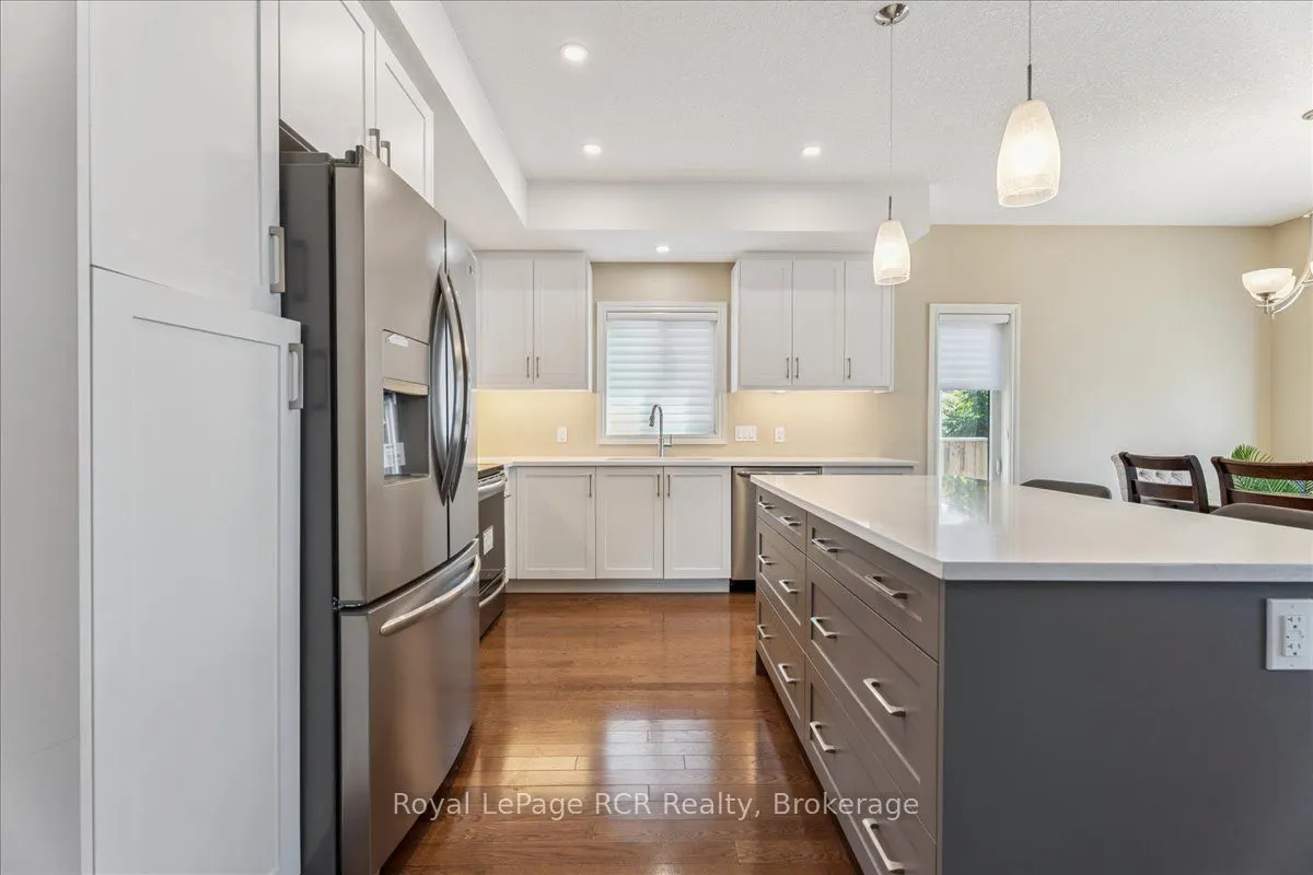 1302 14th Avenue E