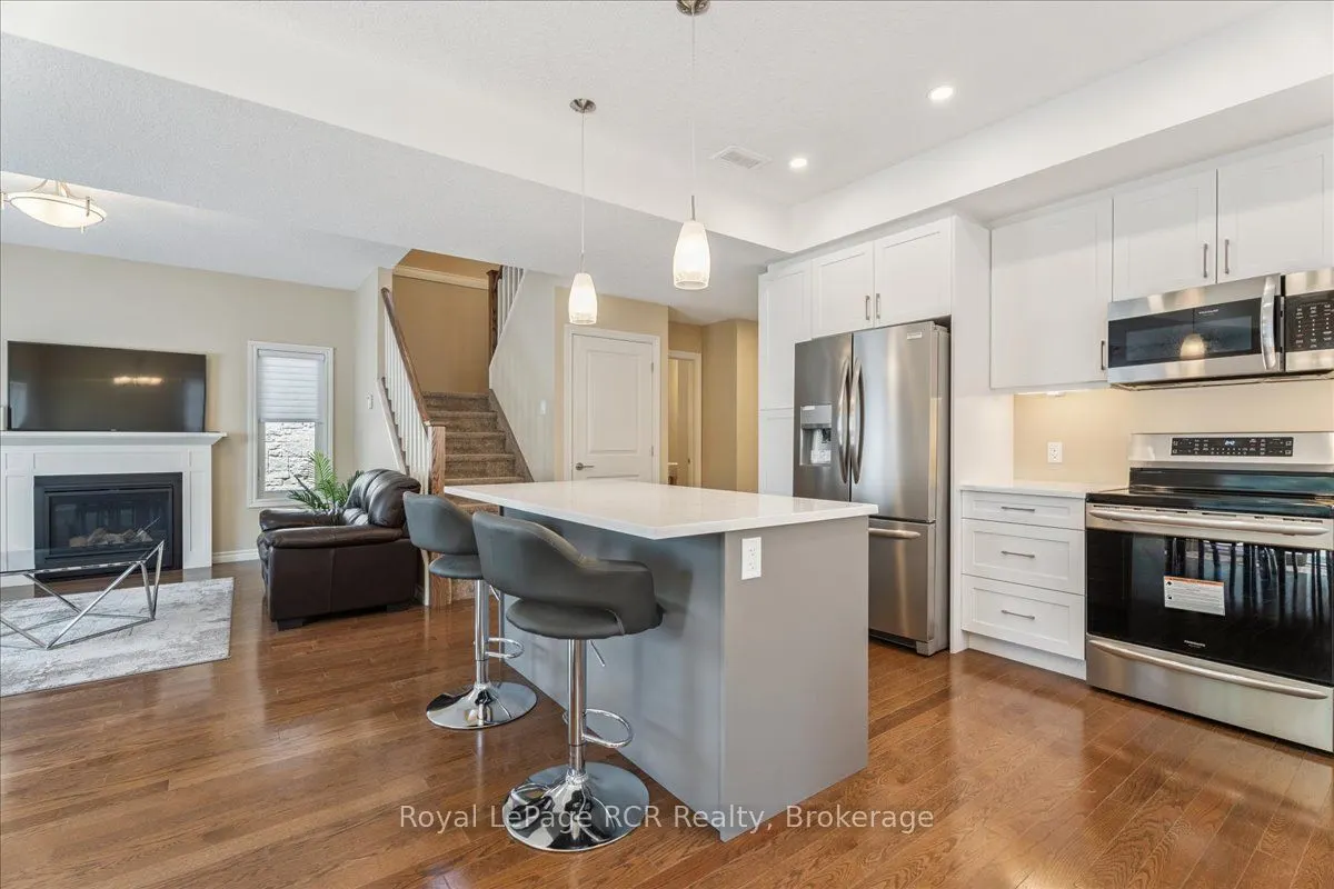 1302 14th Avenue E