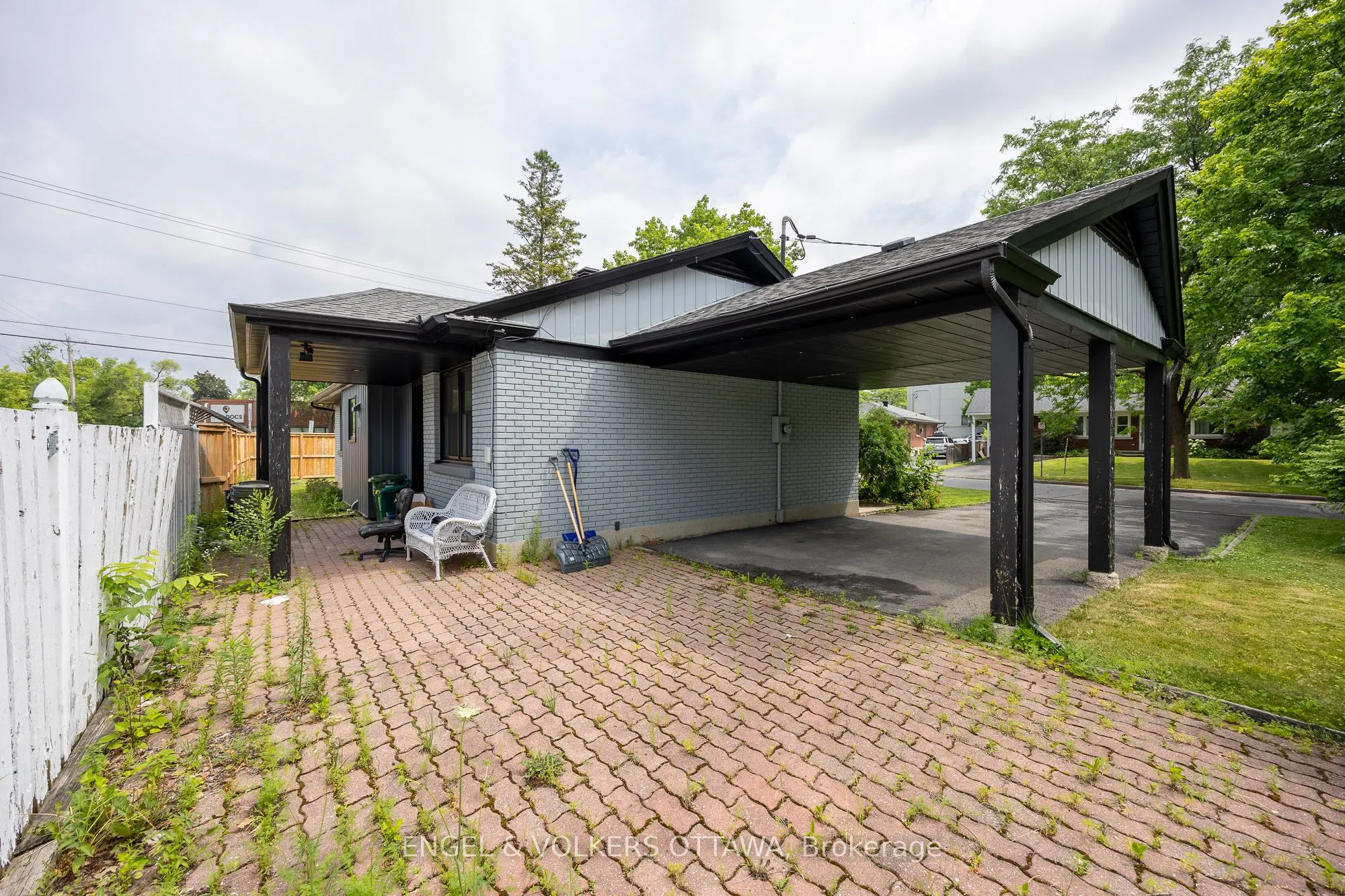 2204 Utah Street