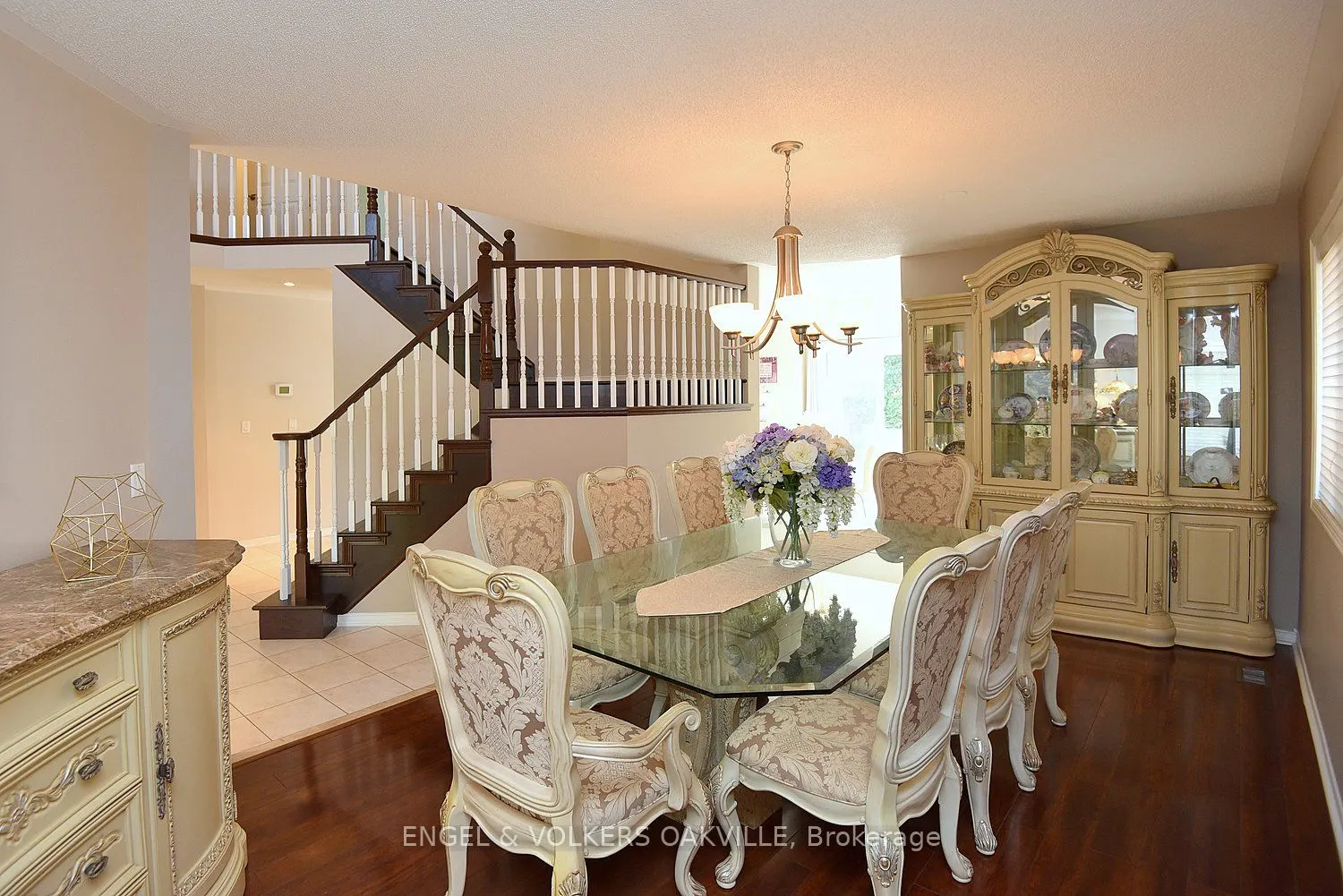 28 Waterwheel Crescent