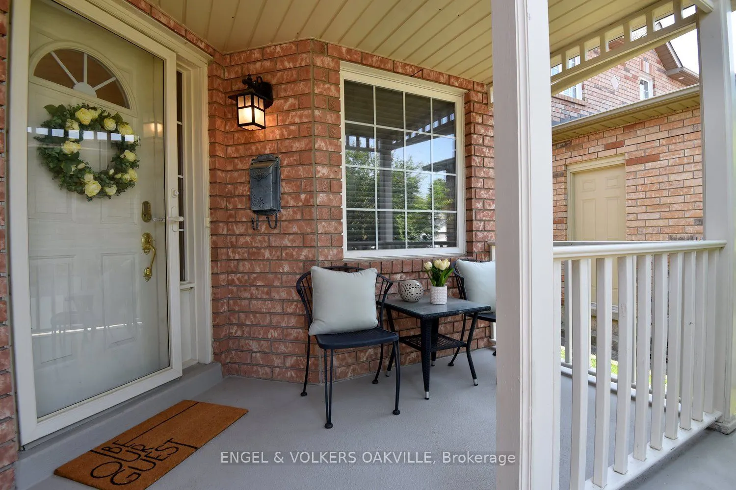 28 Waterwheel Crescent