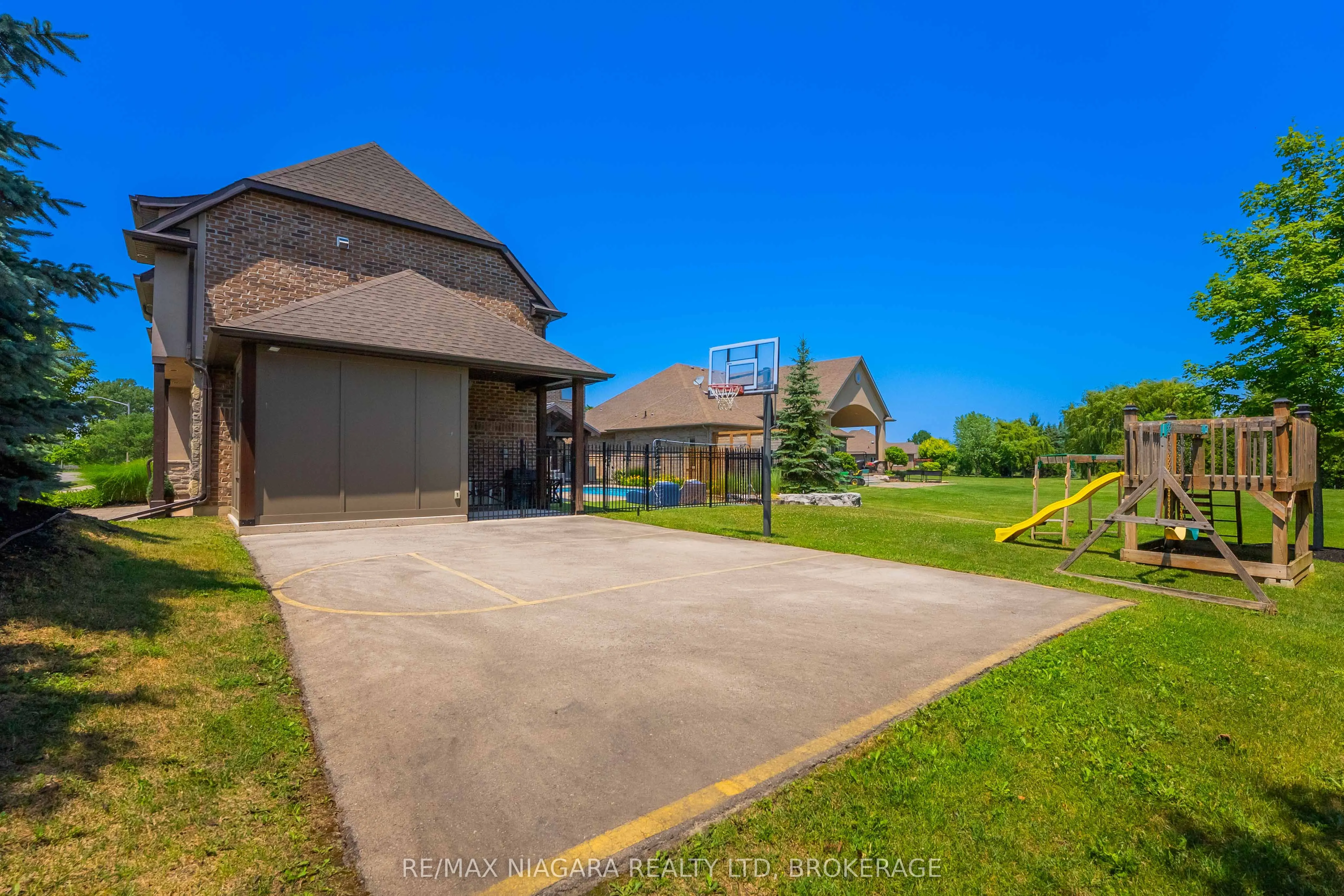 50 Sandalwood Crescent