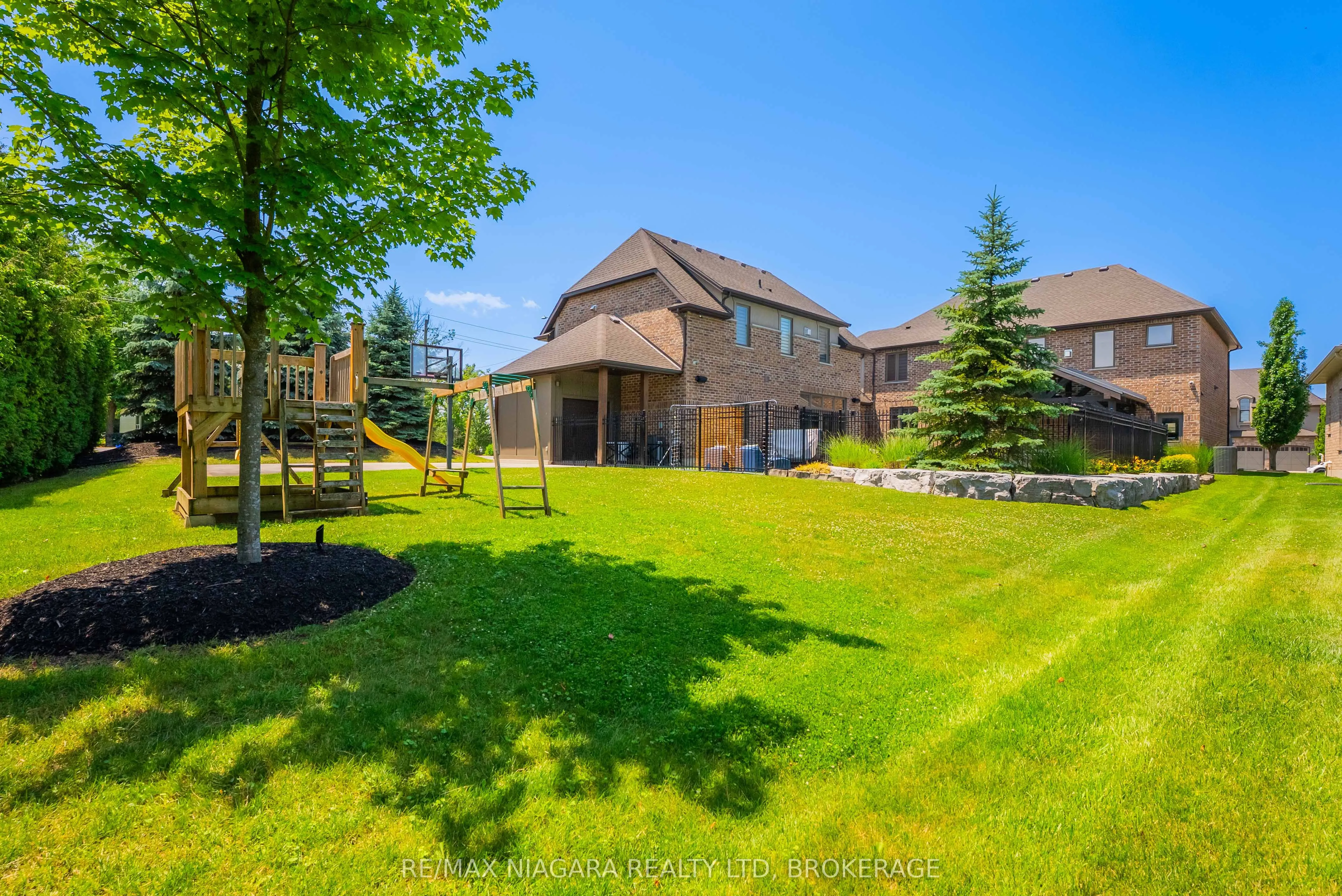 50 Sandalwood Crescent