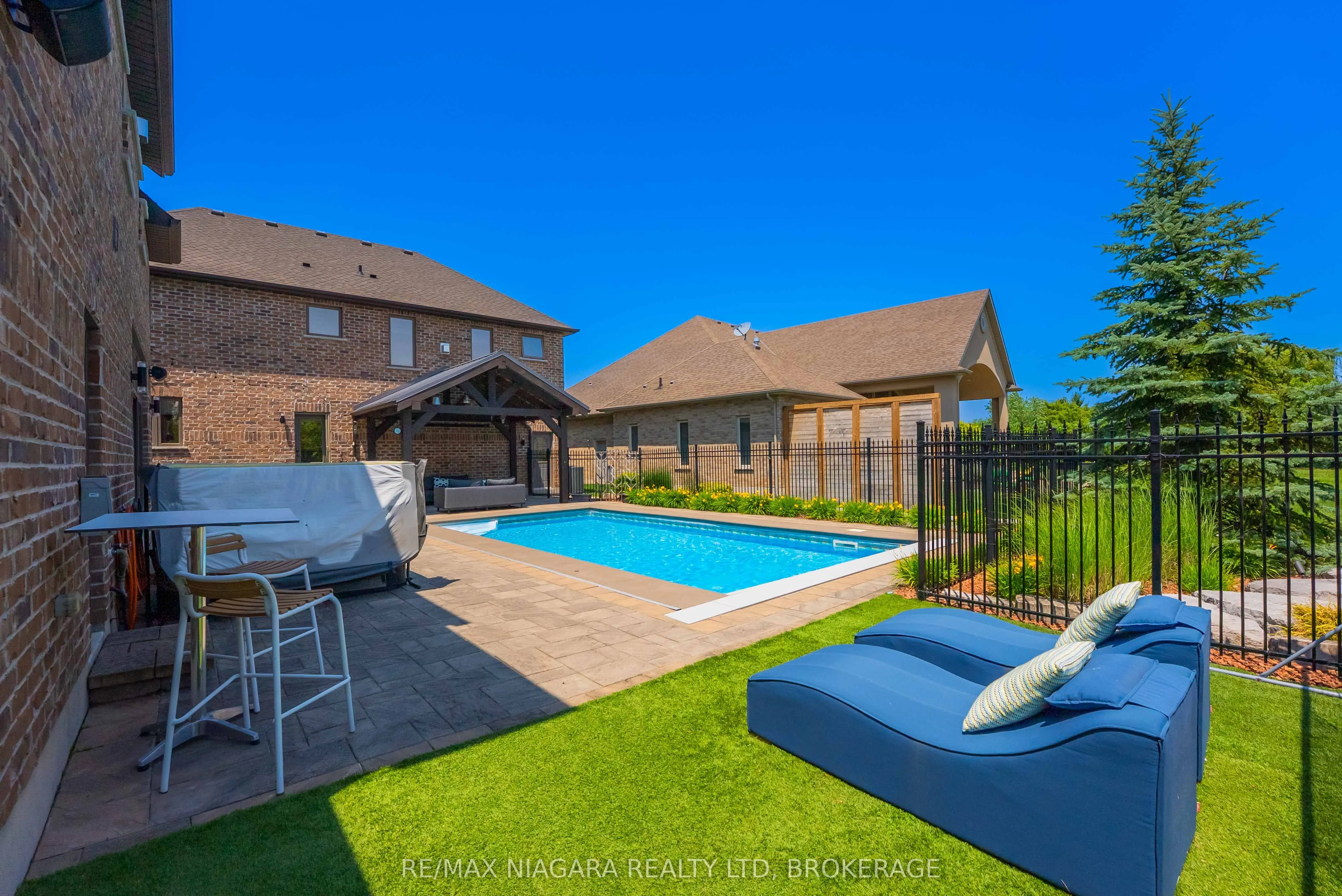 50 Sandalwood Crescent