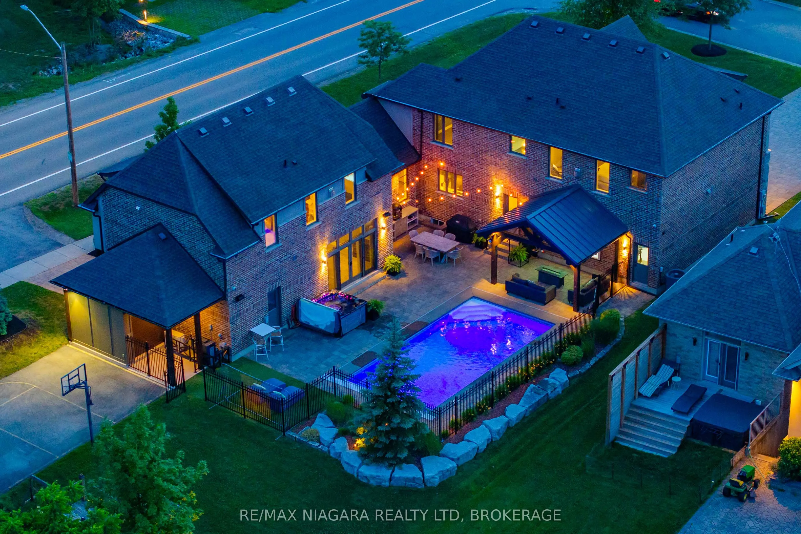 50 Sandalwood Crescent