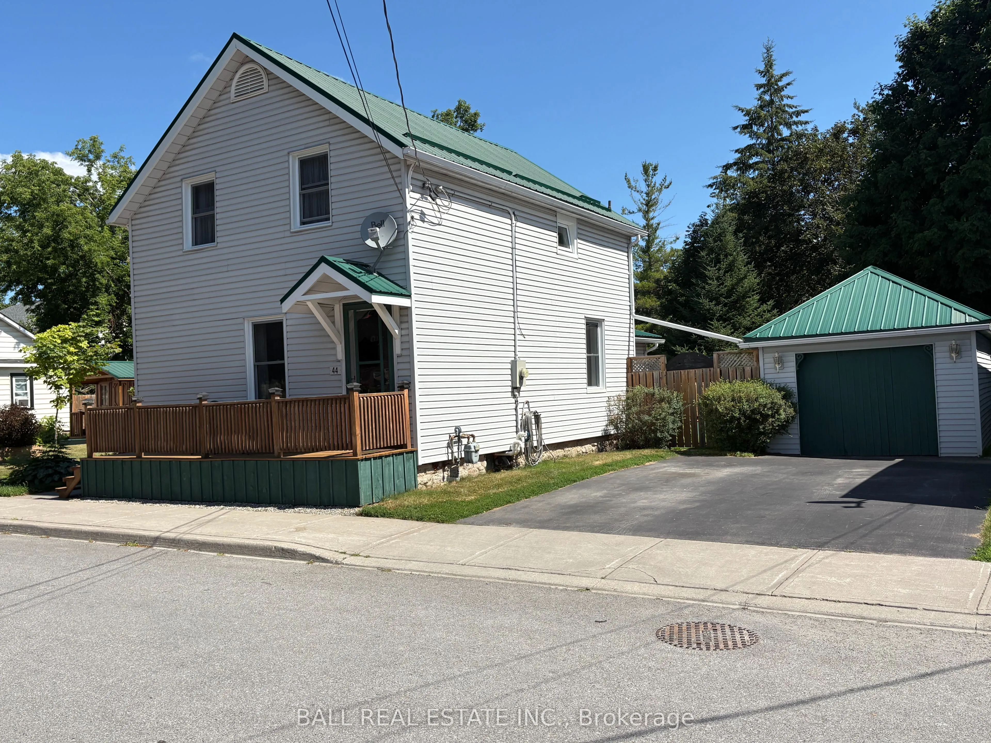 44 Pine Street
