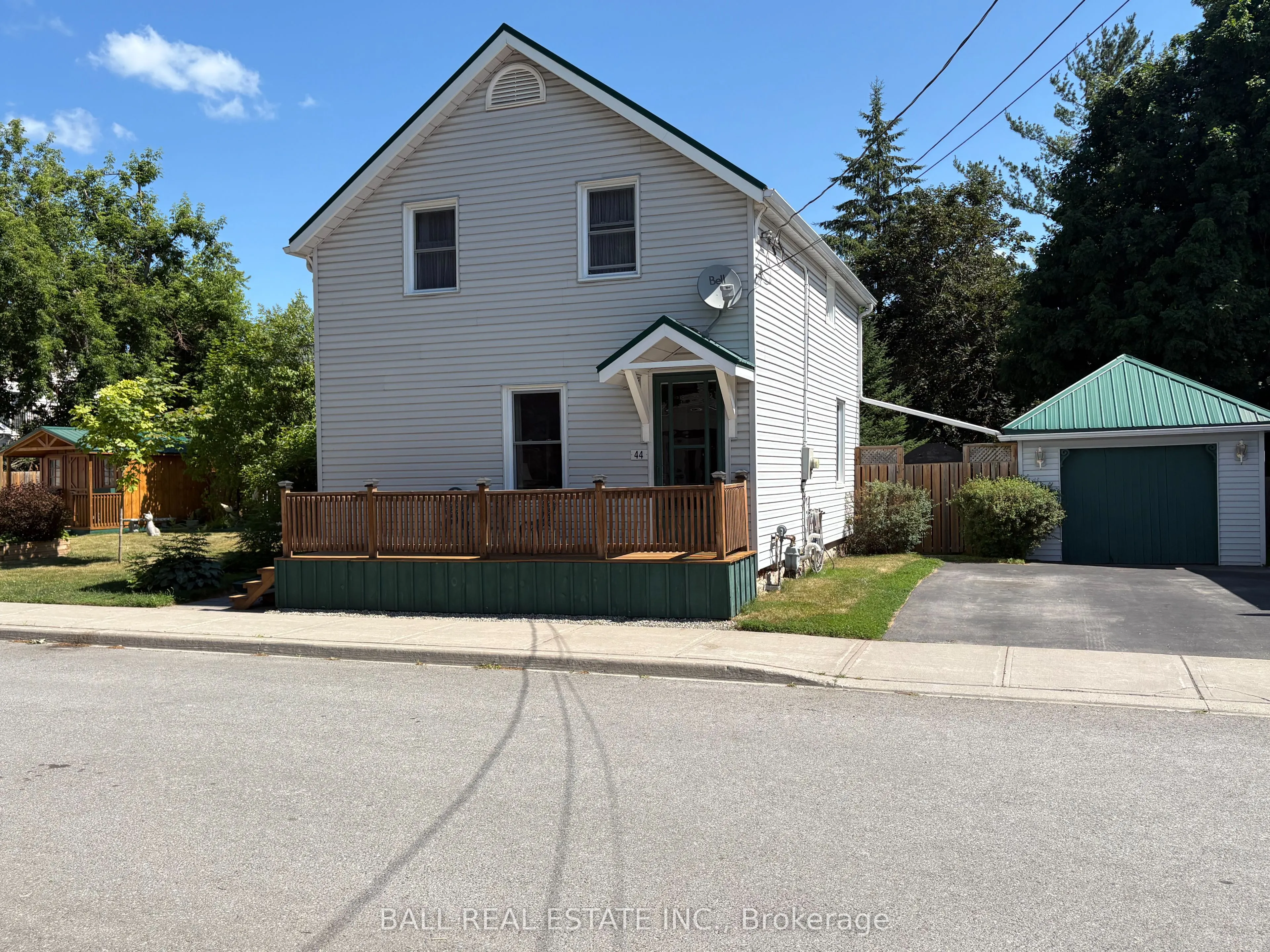 44 Pine Street