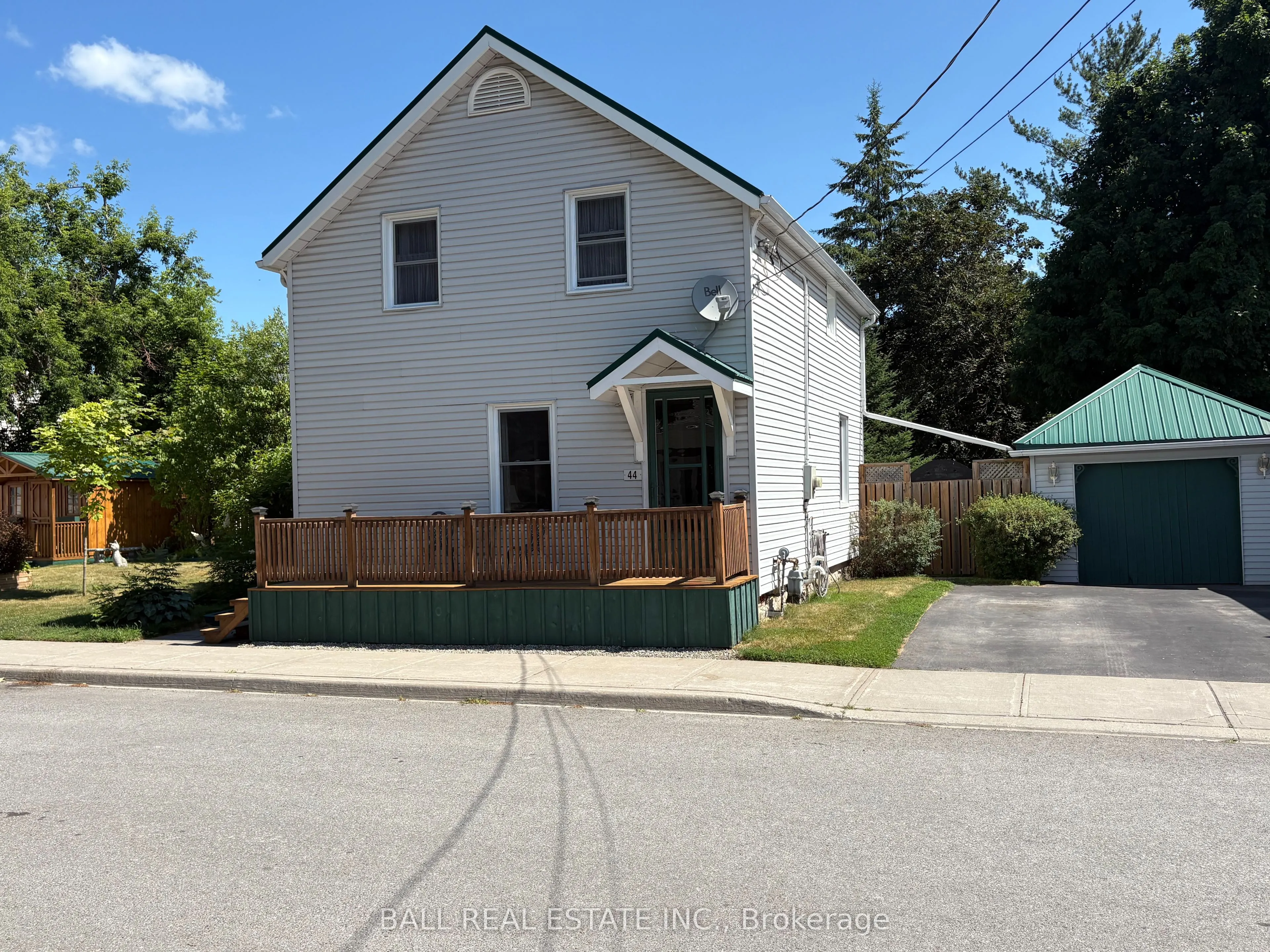 44 Pine Street