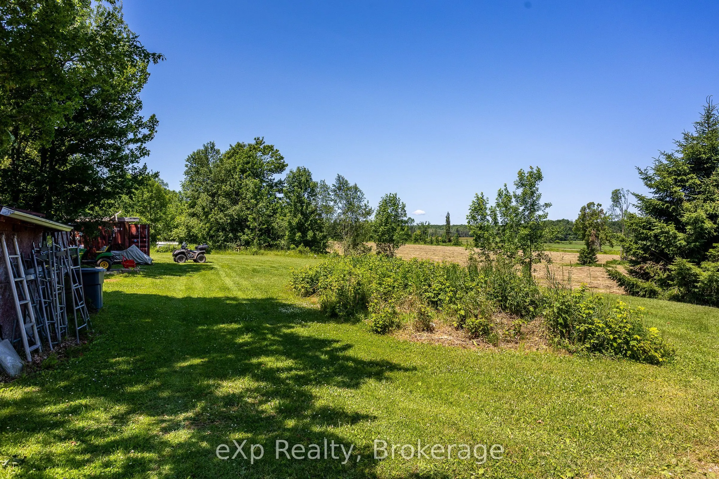 463086 Concession 24