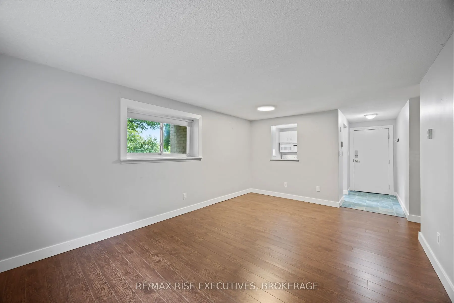 580 ARMSTRONG Road, #118