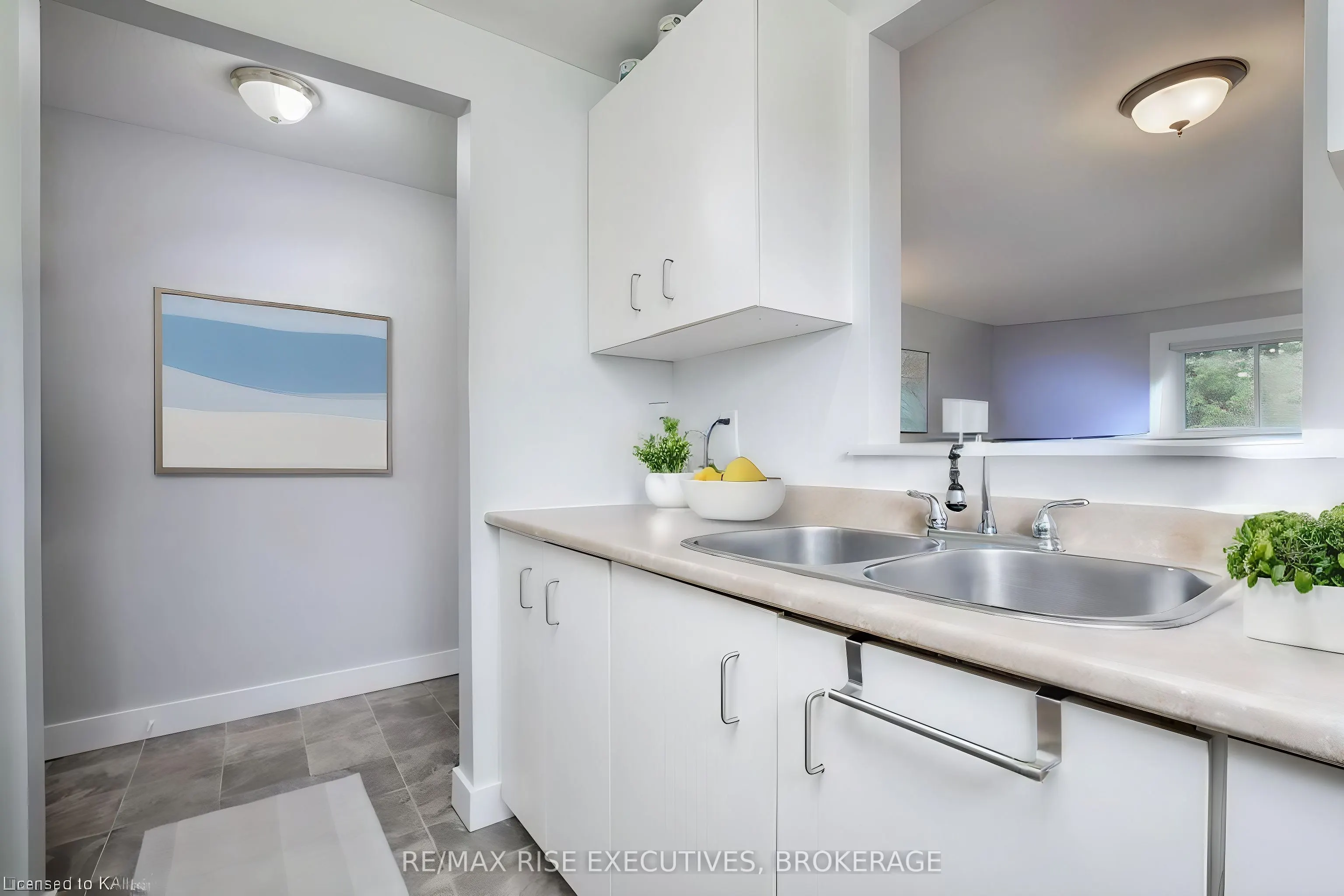 580 ARMSTRONG Road, #118