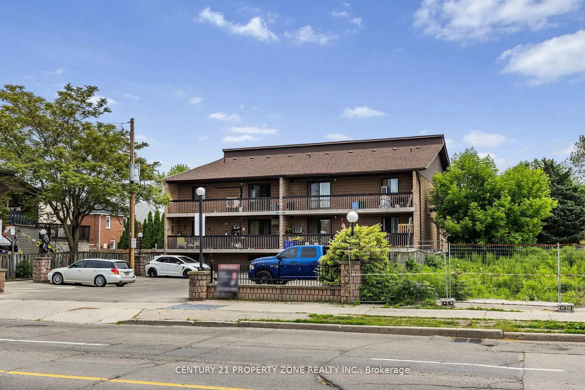 482 James Street N, #104