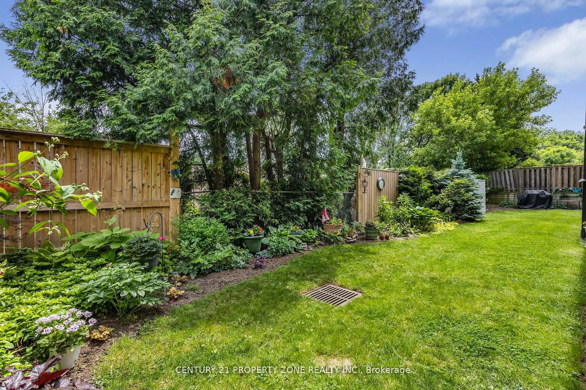 482 James Street N, #104