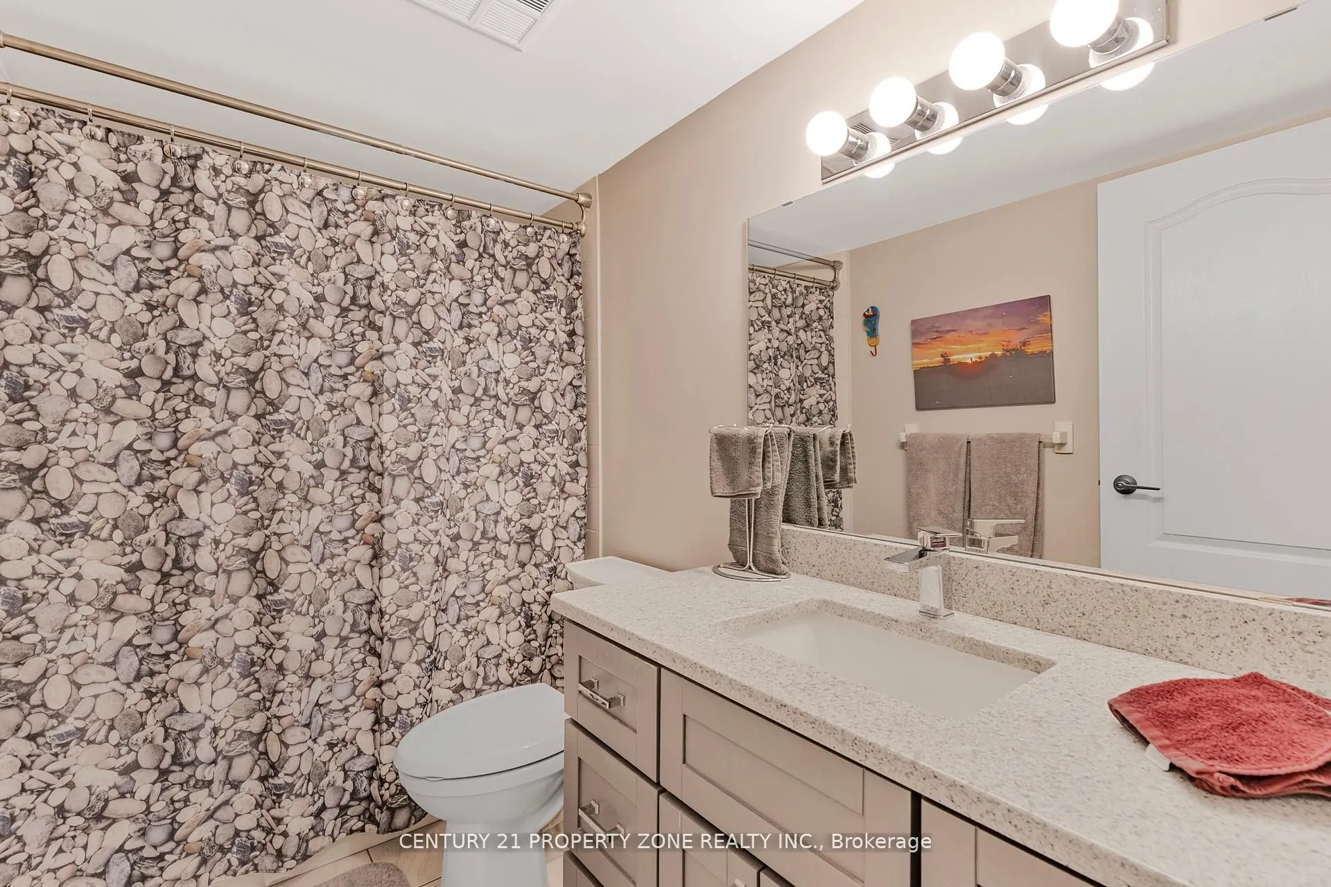 482 James Street N, #104