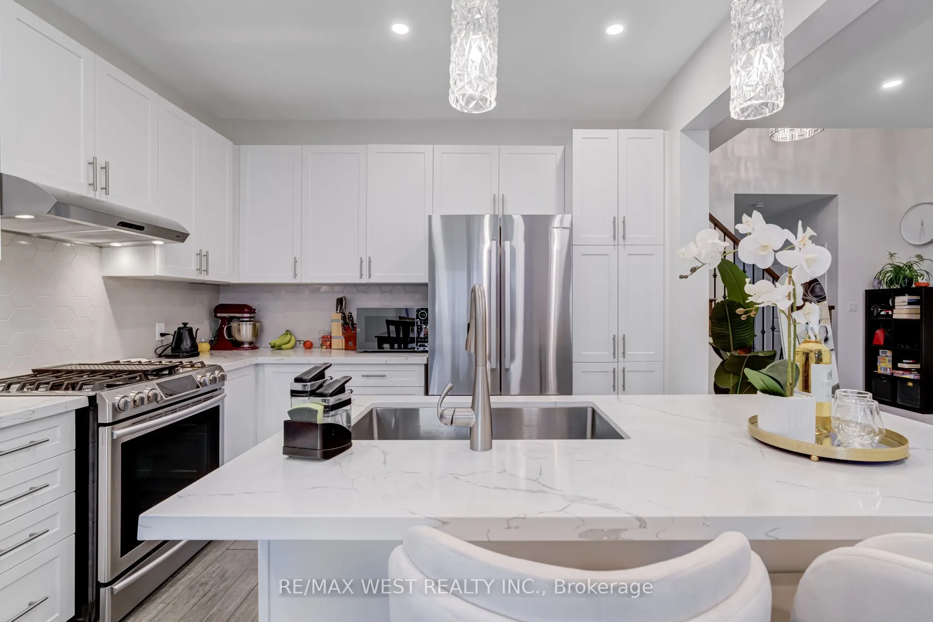 270 Dalgleish Trail