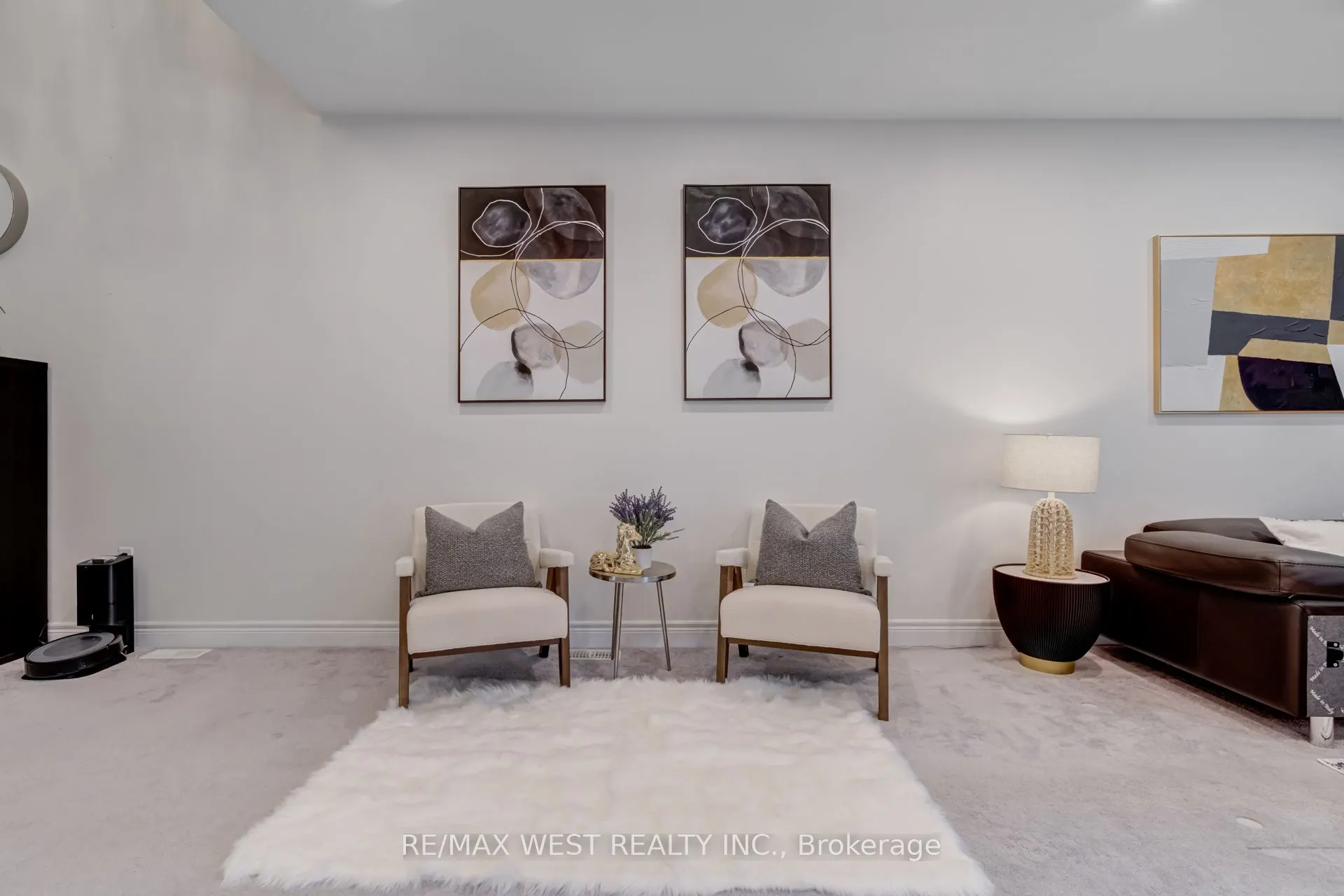 270 Dalgleish Trail