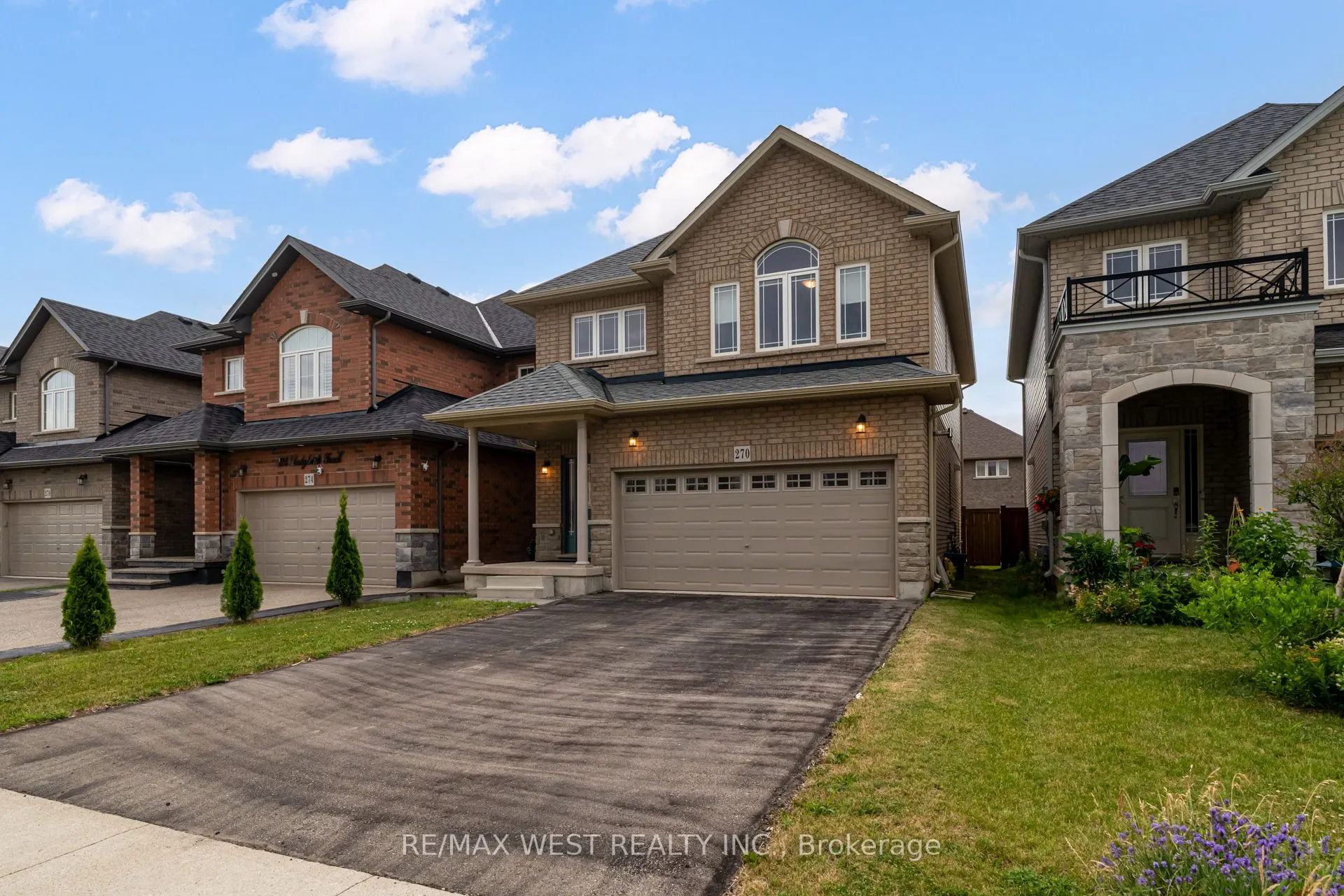 270 Dalgleish Trail