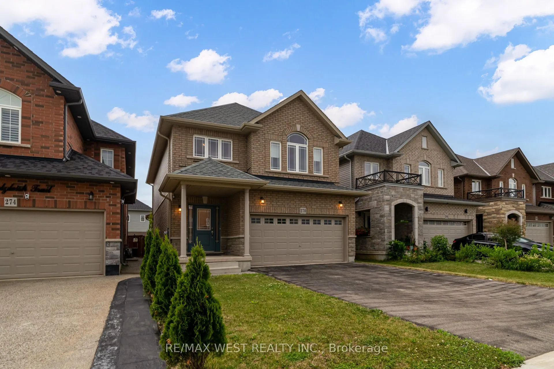 270 Dalgleish Trail
