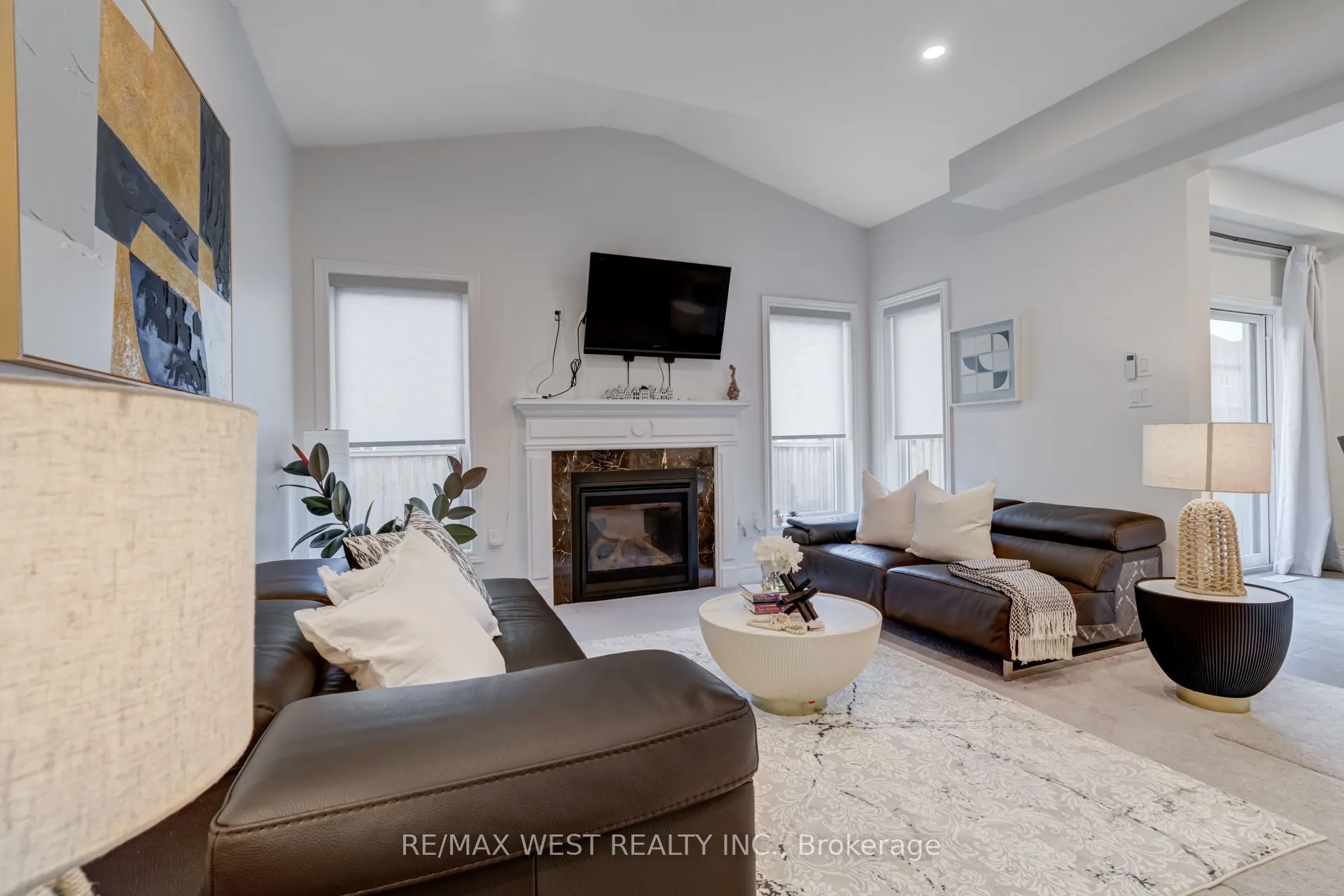 270 Dalgleish Trail