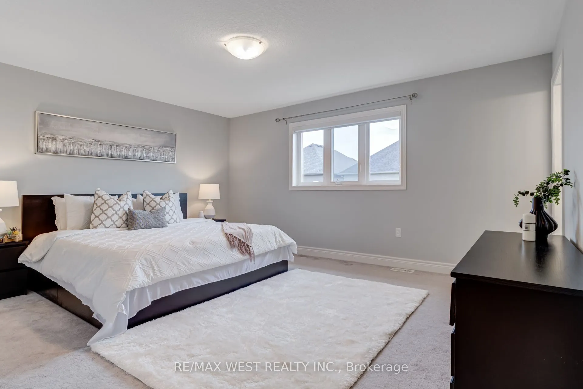 270 Dalgleish Trail