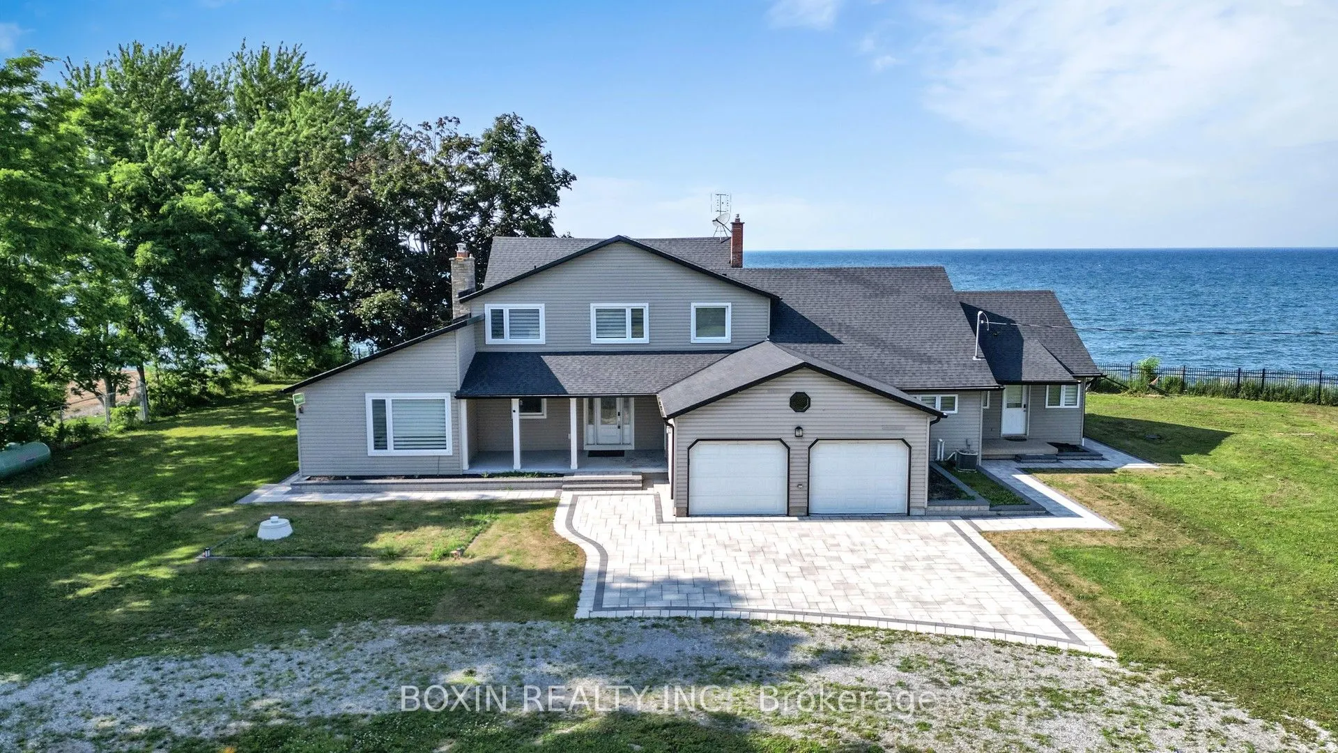 4845 North Service Road