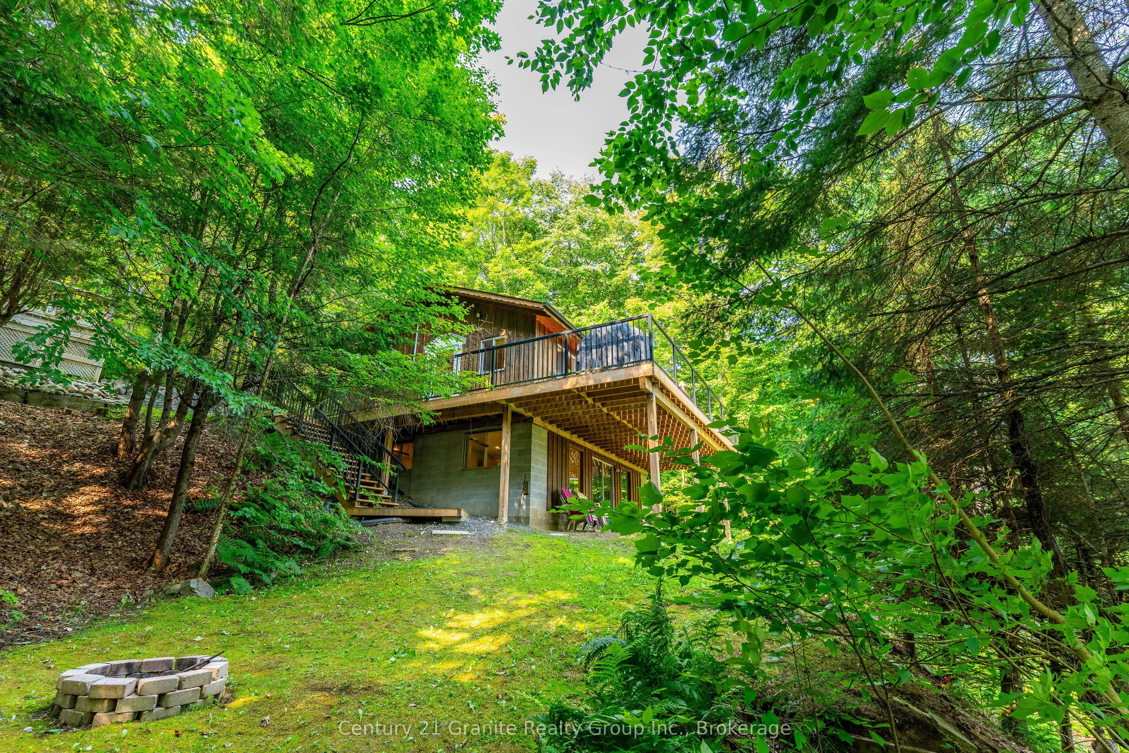 1225 Rowbotham Lane